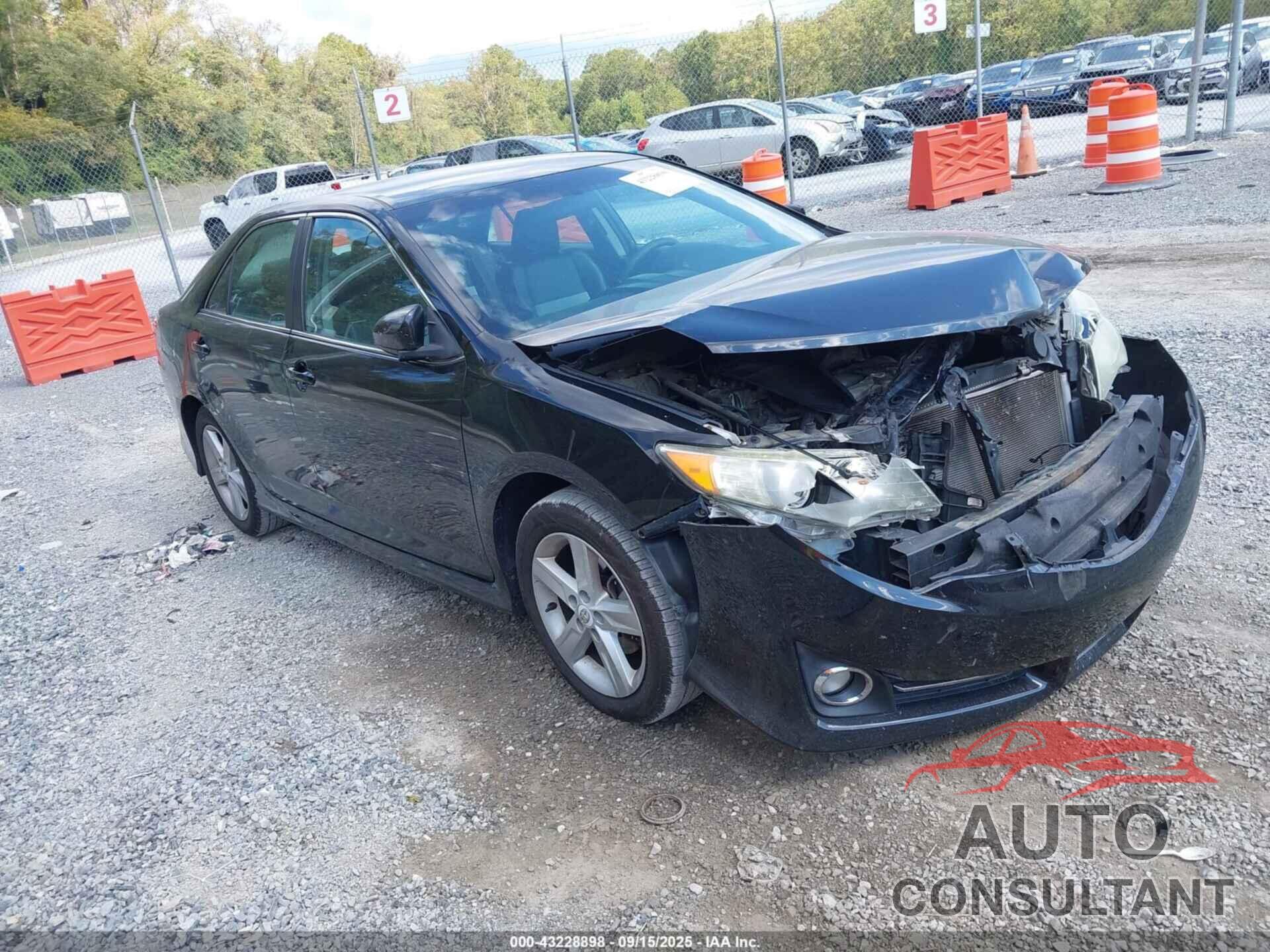 TOYOTA CAMRY 2012 - 4T1BF1FK2CU026582