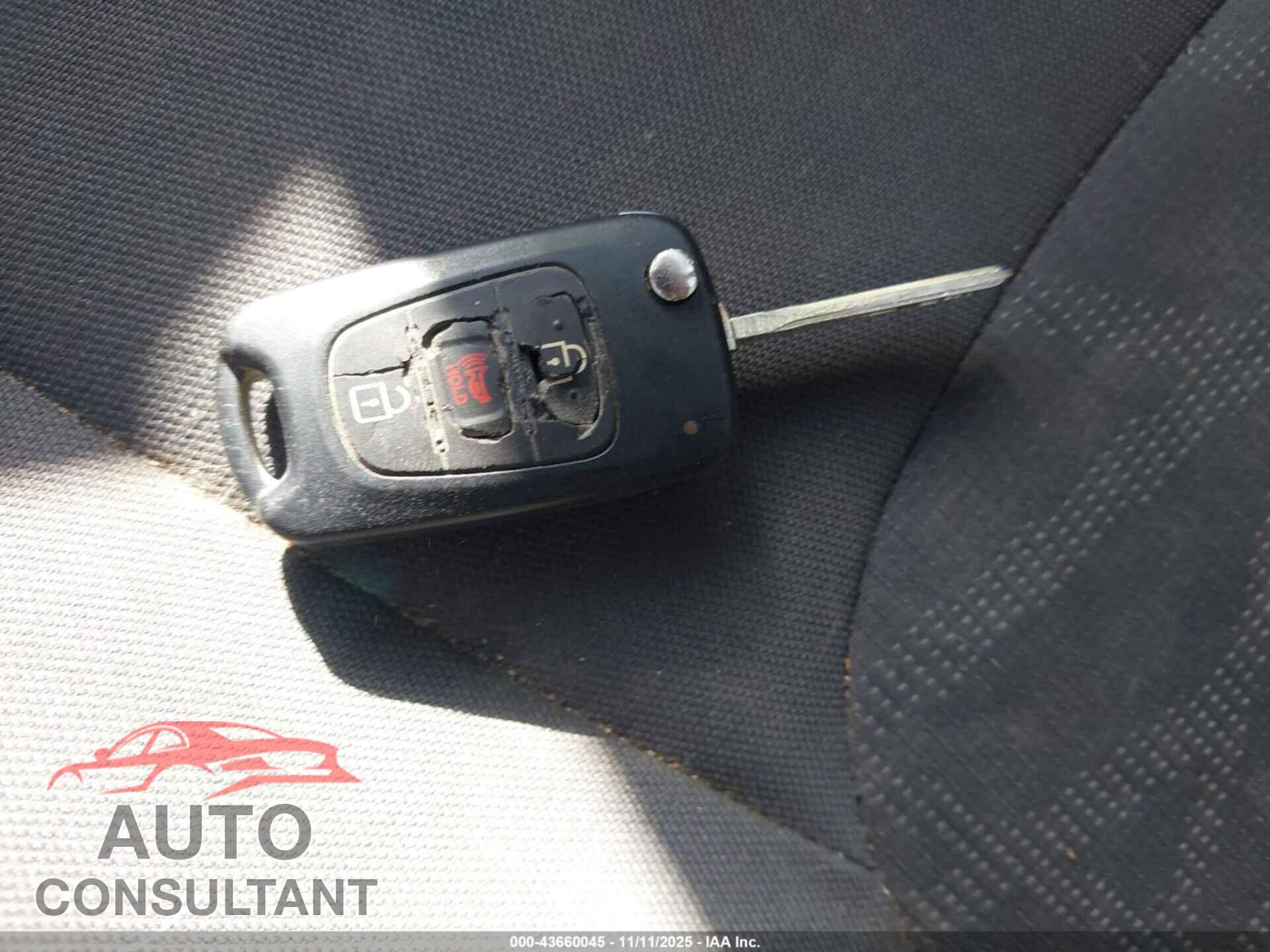KIA RIO 2013 - KNADM4A37D6144442