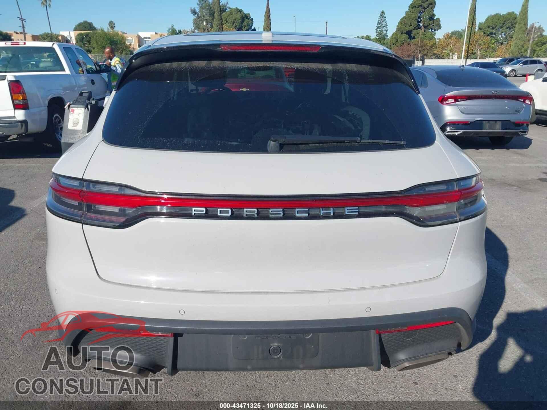 PORSCHE MACAN 2023 - WP1AA2A54PLB21452