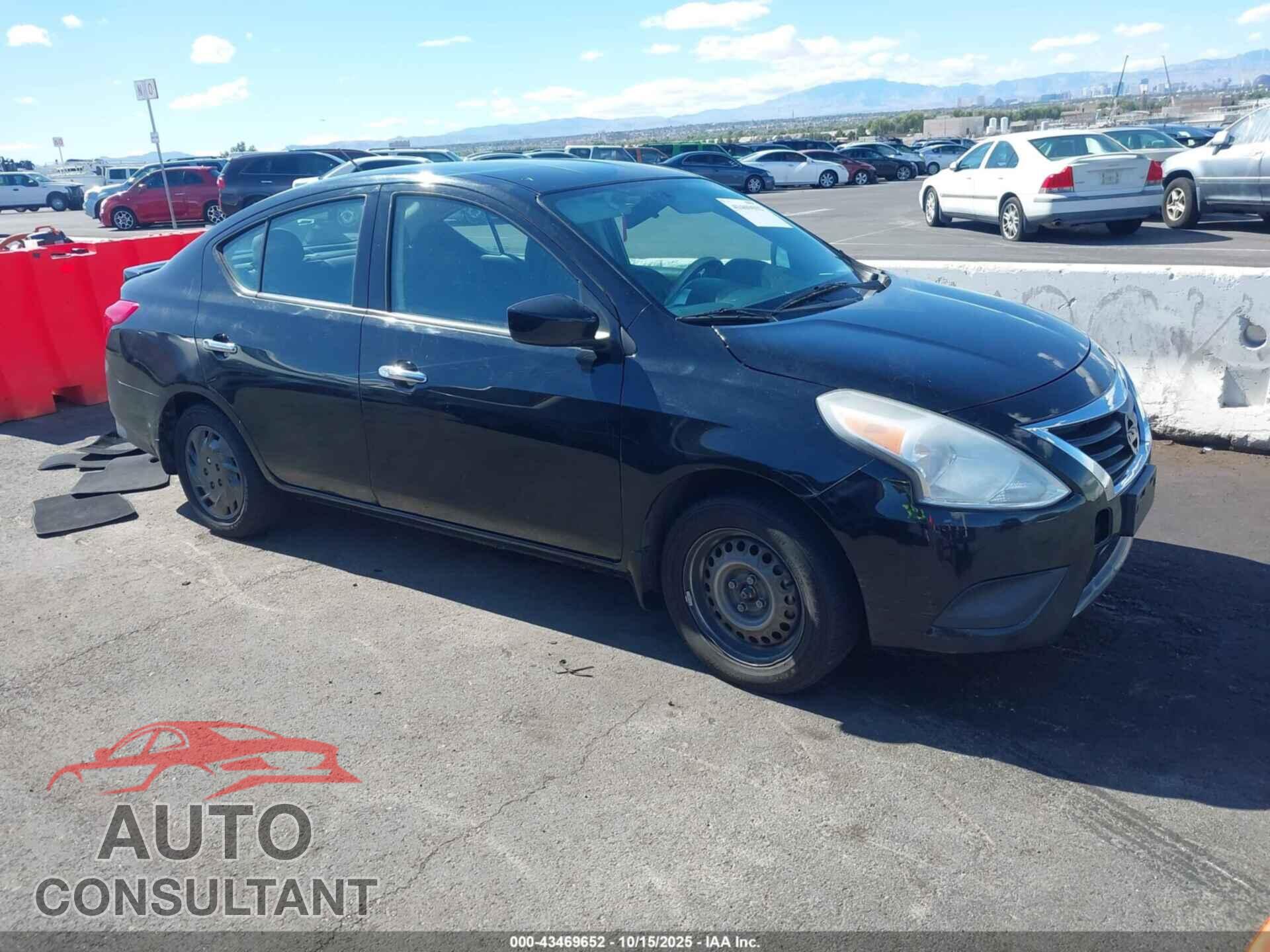 NISSAN VERSA 2017 - 3N1CN7AP3HL824384