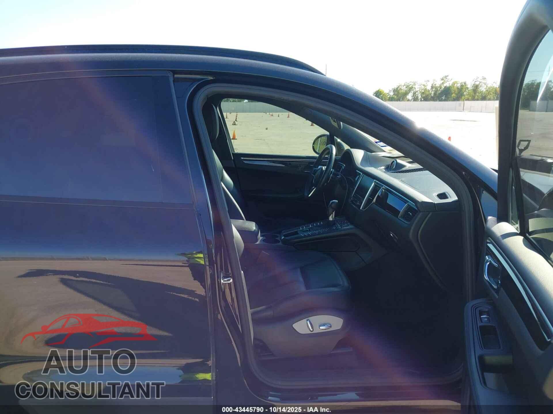 PORSCHE MACAN 2017 - WP1AA2A52HLB81425