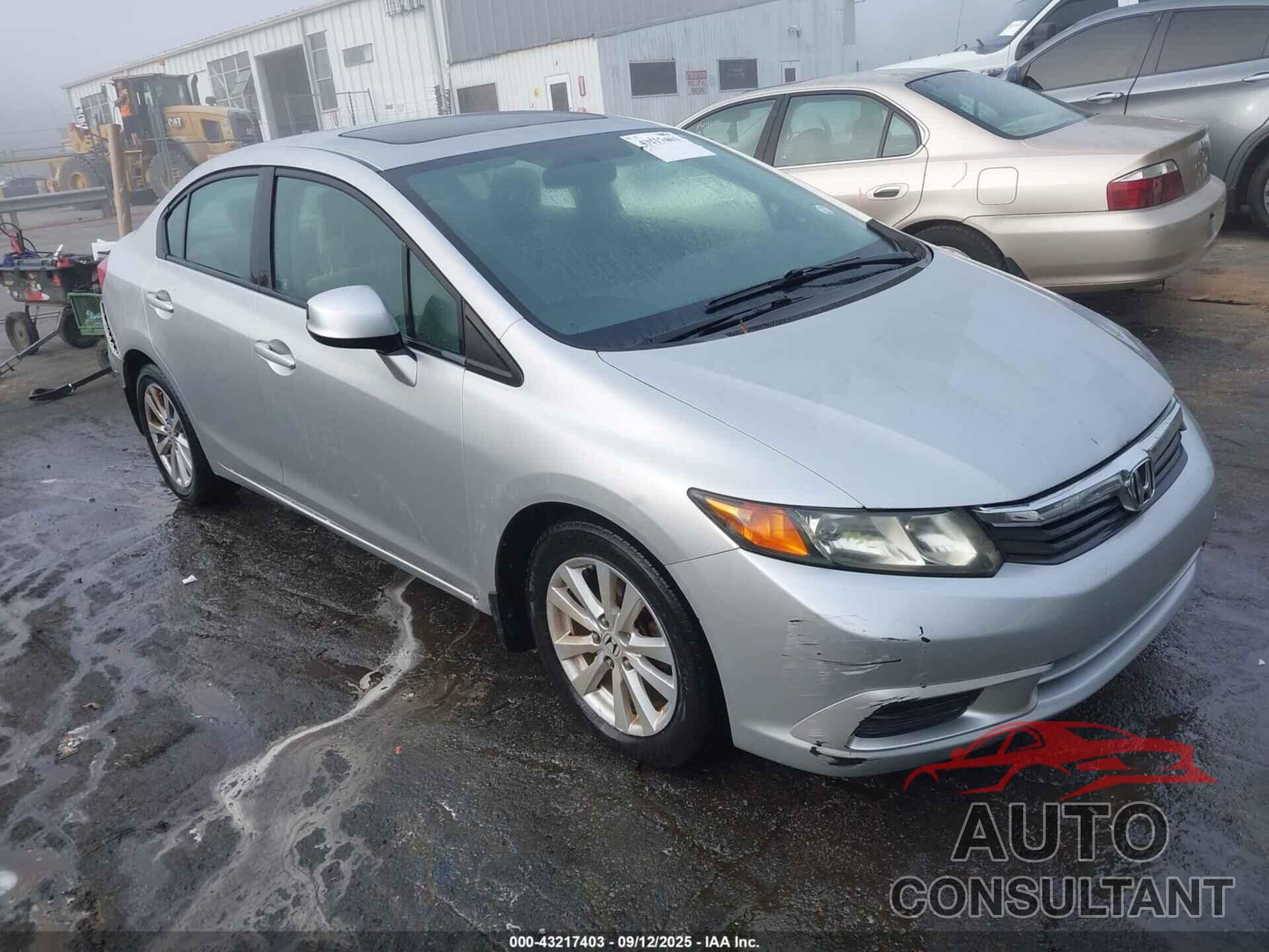 HONDA CIVIC 2012 - 2HGFB2F86CH519407