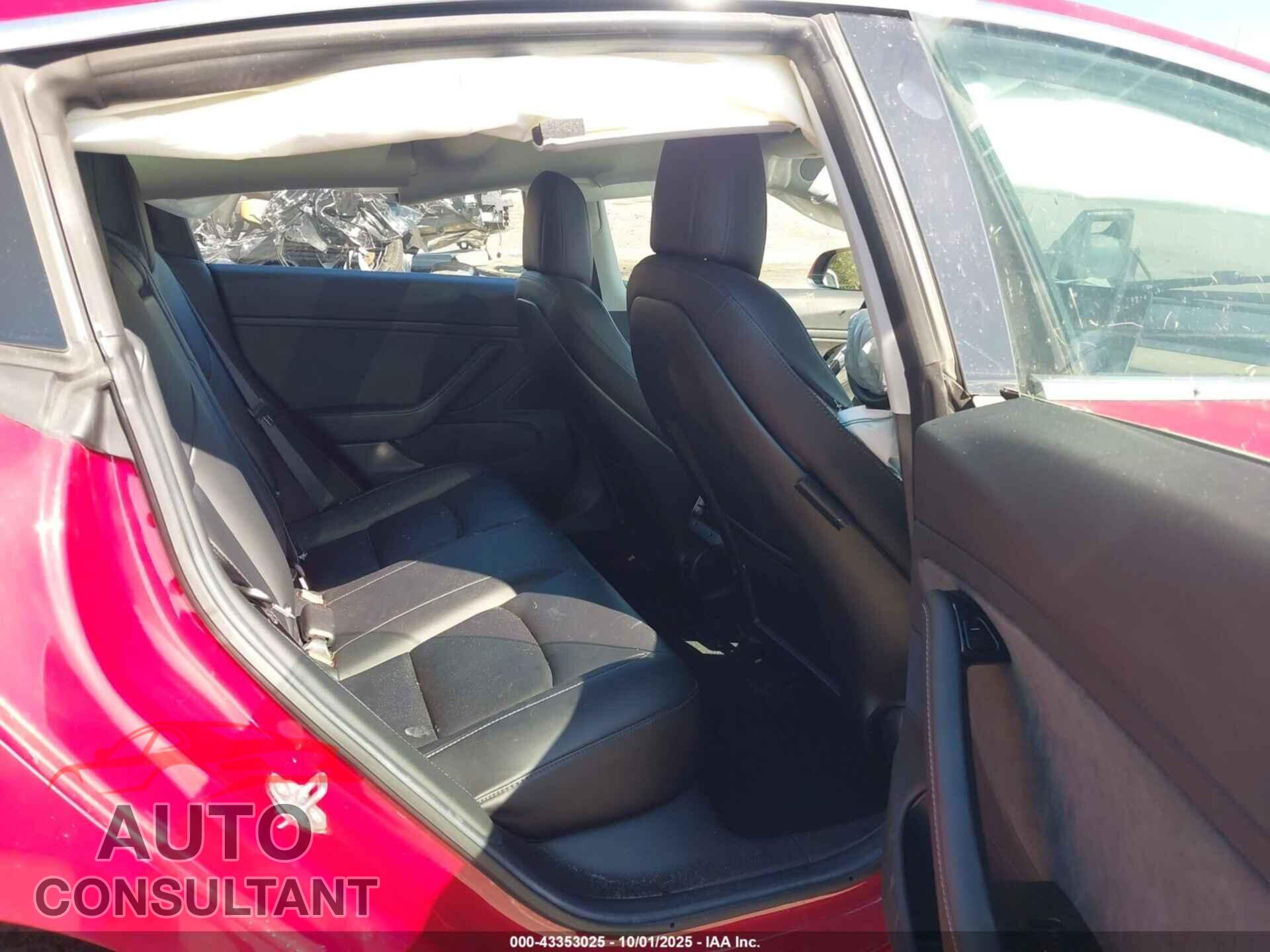 TESLA MODEL 3 2018 - 5YJ3E1EA9JF034009