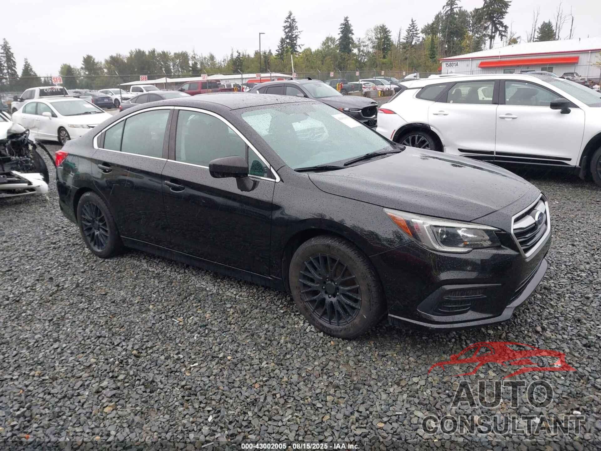 SUBARU LEGACY 2018 - 4S3BNAA65J3026810