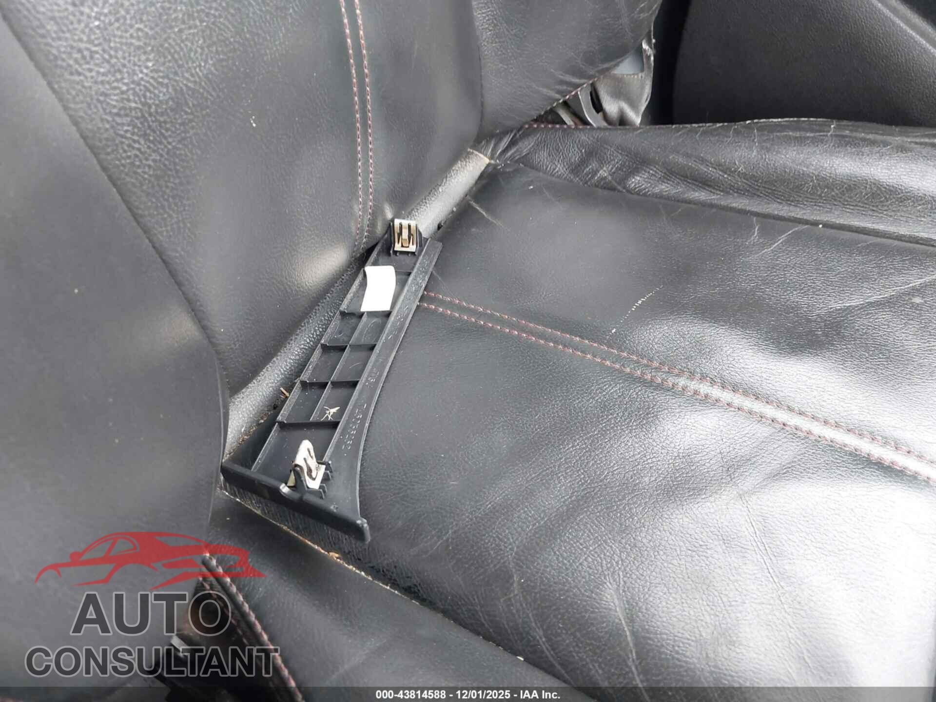 FORD EDGE 2011 - 2FMDK3JC8BBB06506