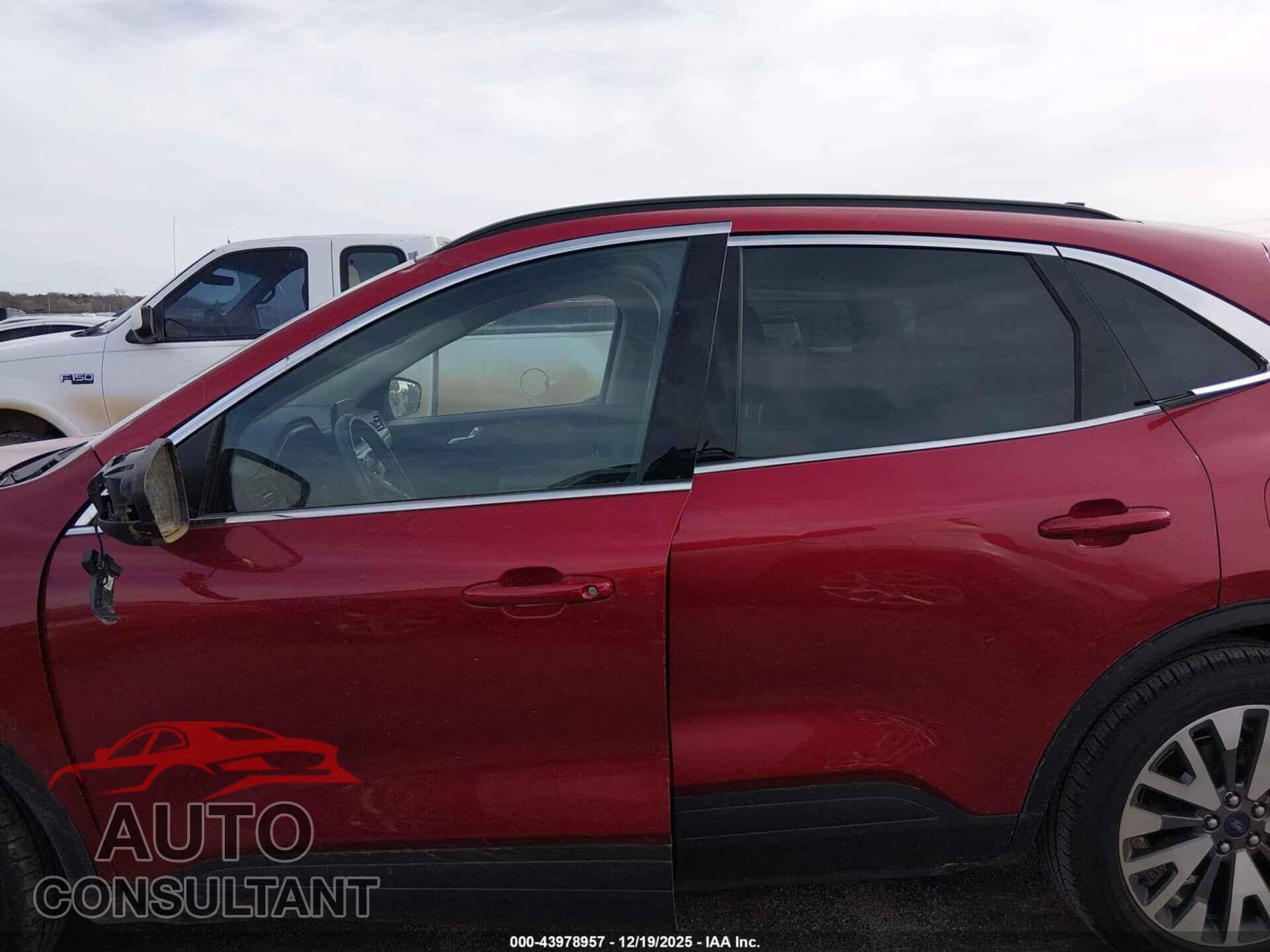 FORD ESCAPE 2020 - 1FMCU0DZ7LUA31006