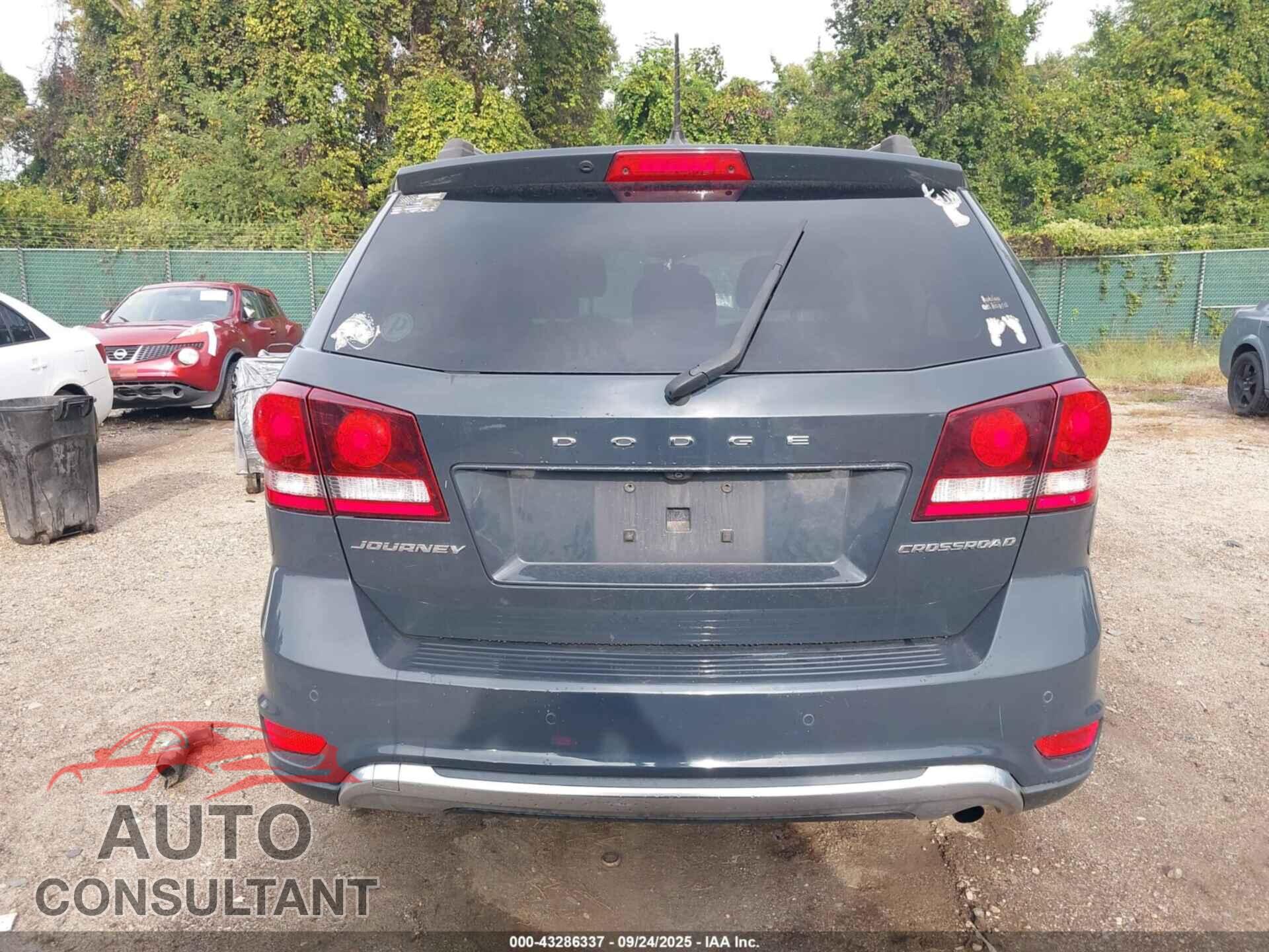 DODGE JOURNEY 2017 - 3C4PDCGB7HT563752