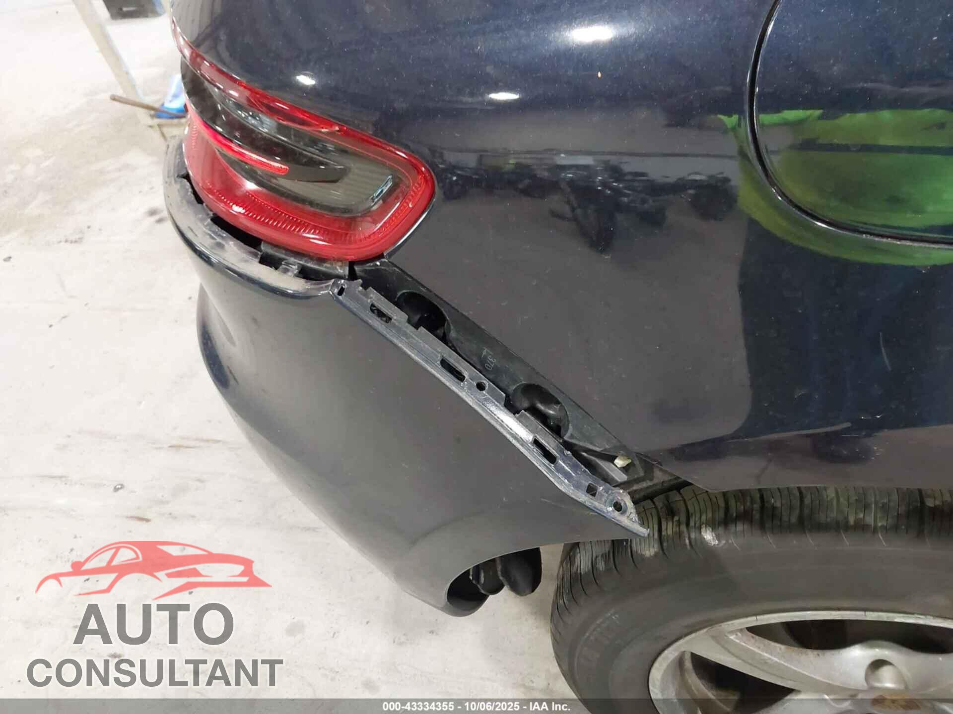 PORSCHE MACAN 2017 - WP1AA2A50HLB81486
