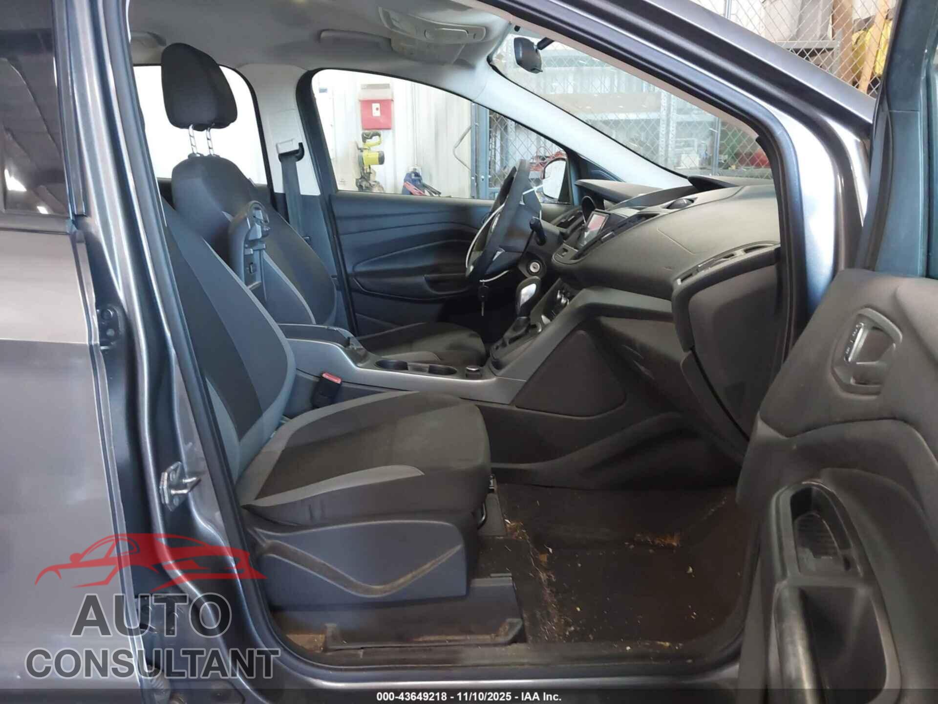 FORD ESCAPE 2013 - 1FMCU0F75DUC70471