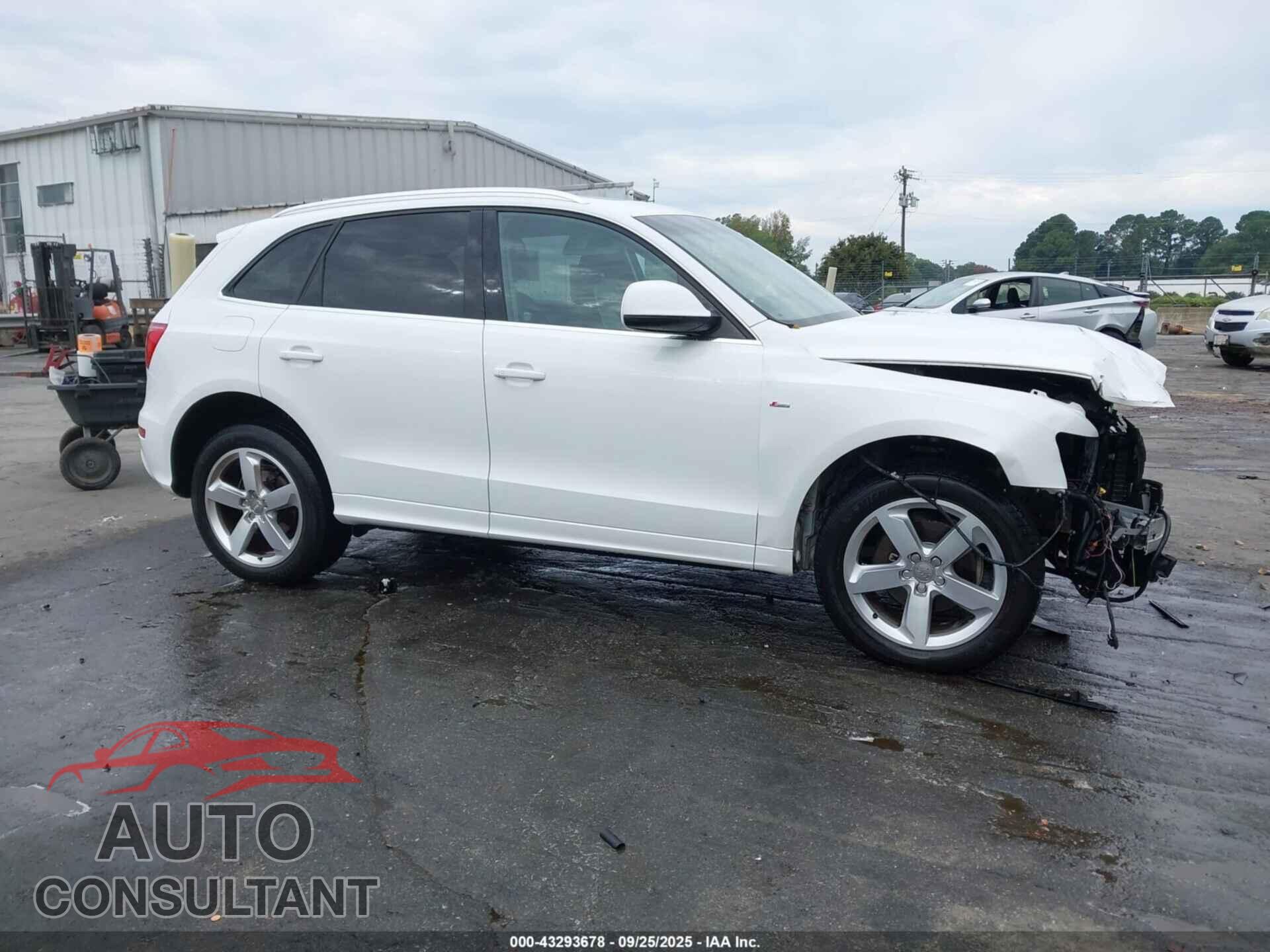 AUDI Q5 2012 - WA1DKAFP8CA018325