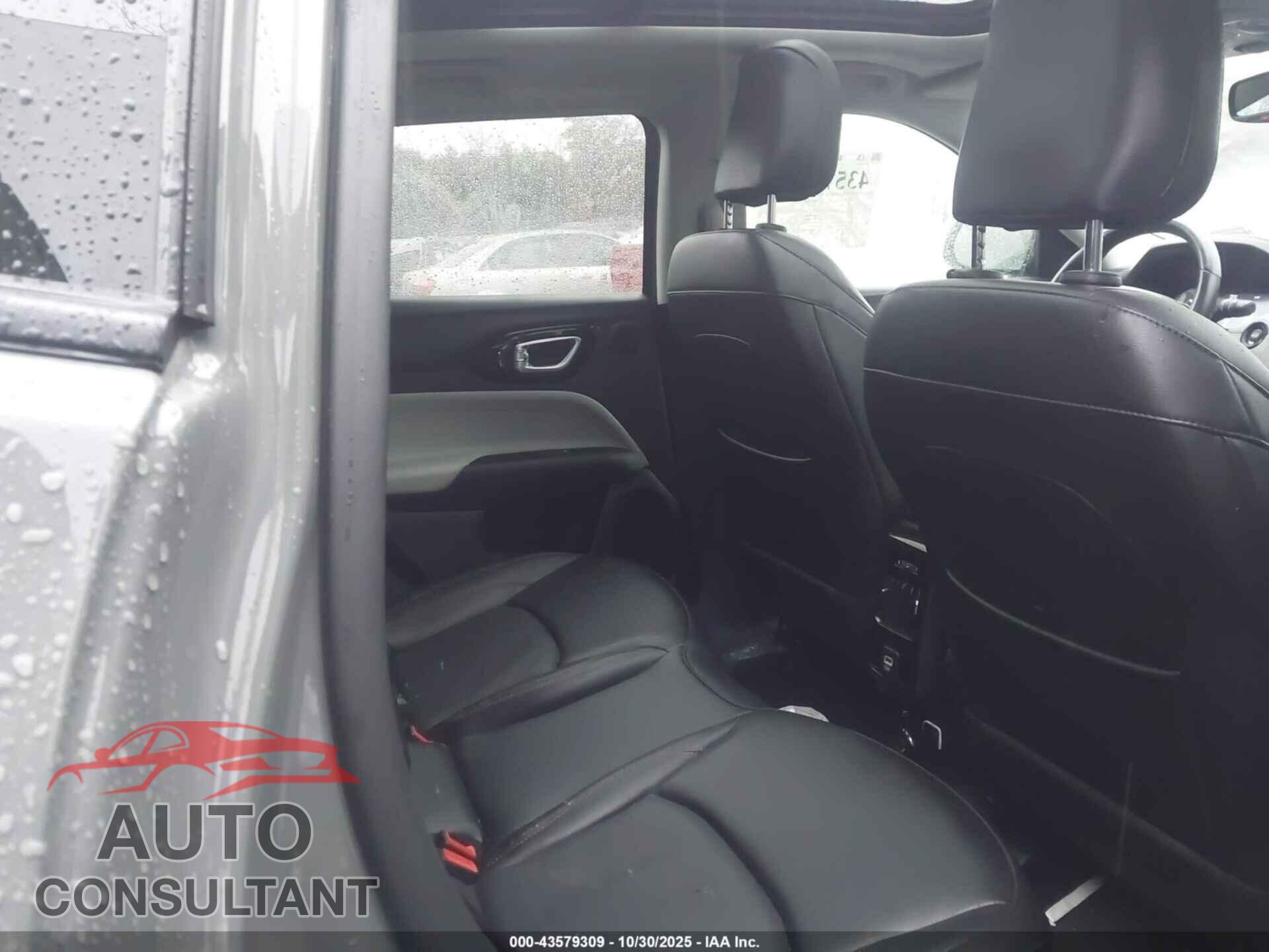 JEEP COMPASS 2022 - 3C4NJDCB5NT117008