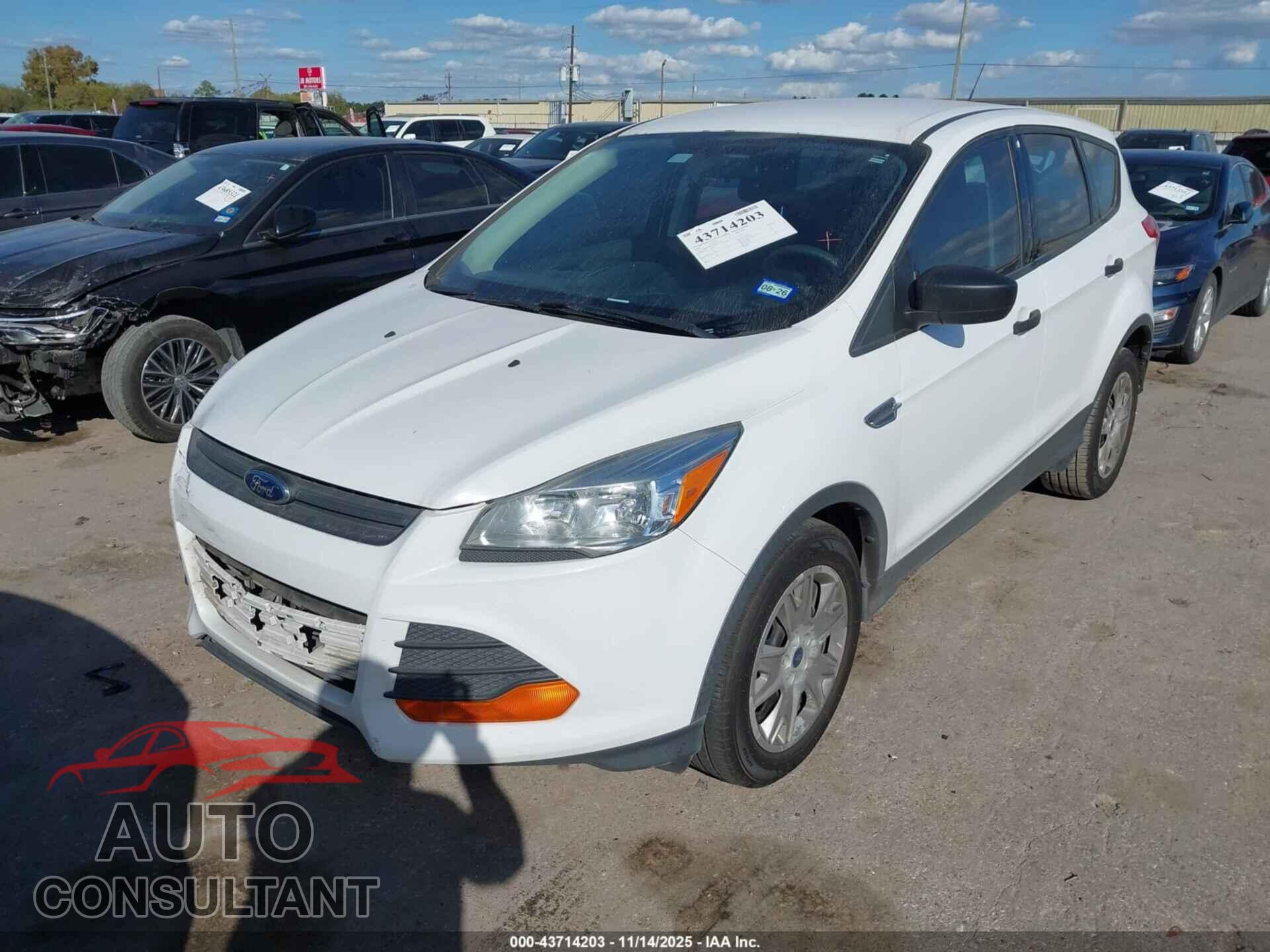 FORD ESCAPE 2016 - 1FMCU0F73GUB66159