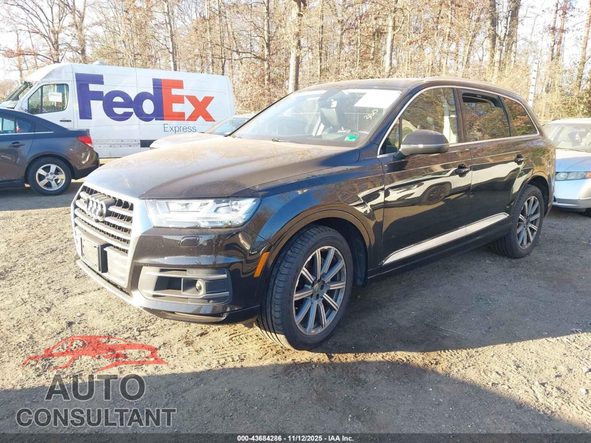 AUDI Q7 2018 - WA1VAAF73JD013472