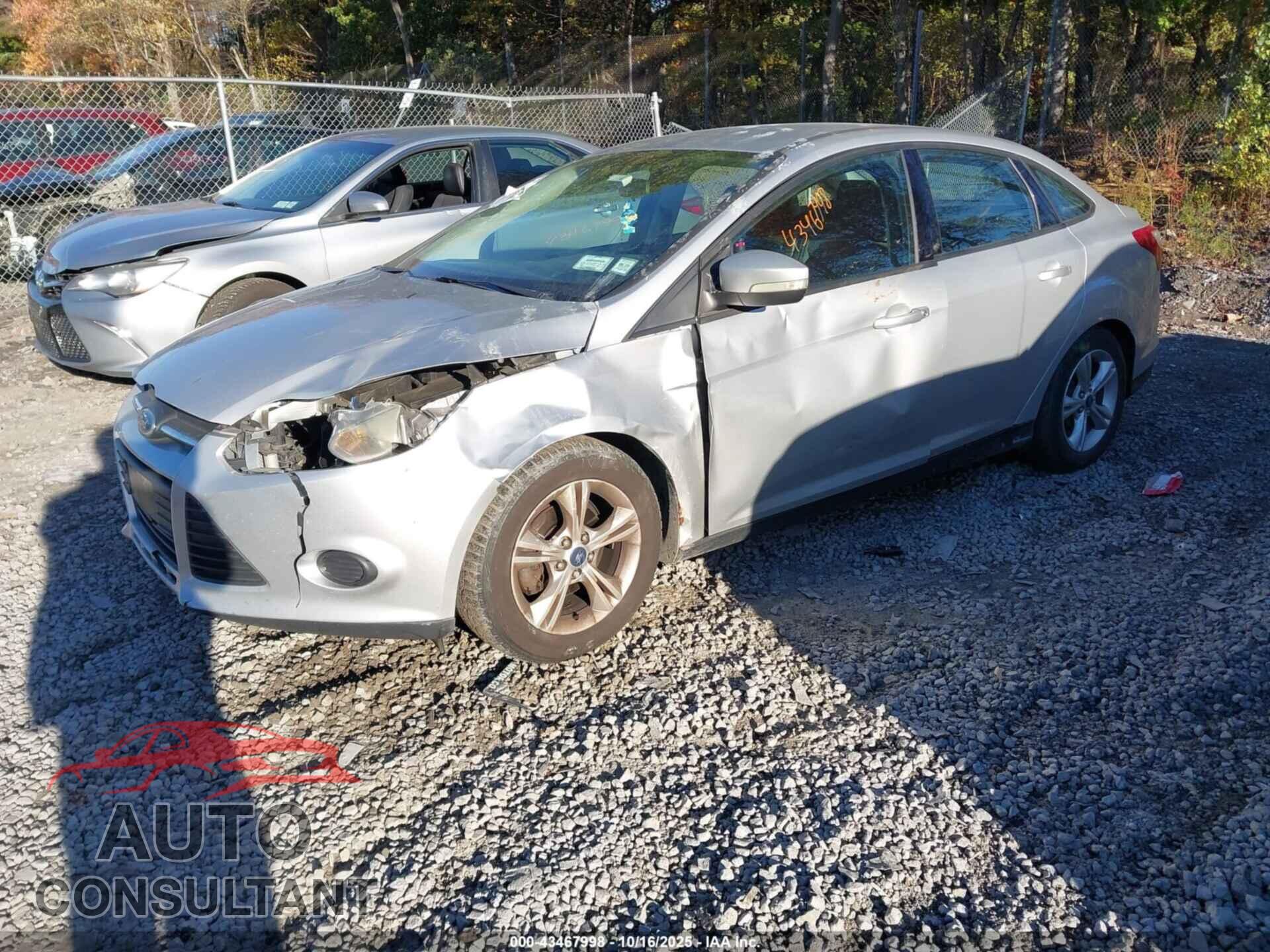 FORD FOCUS 2014 - 1FADP3F2XEL221141