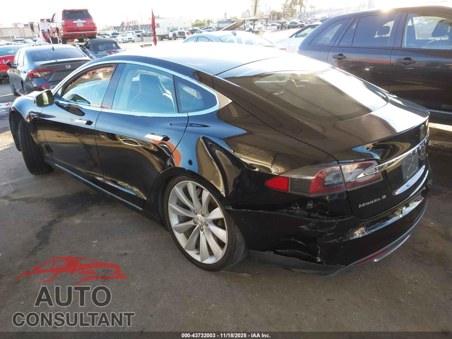 TESLA MODEL S 2013 - 5YJSA1DG2DFP14531