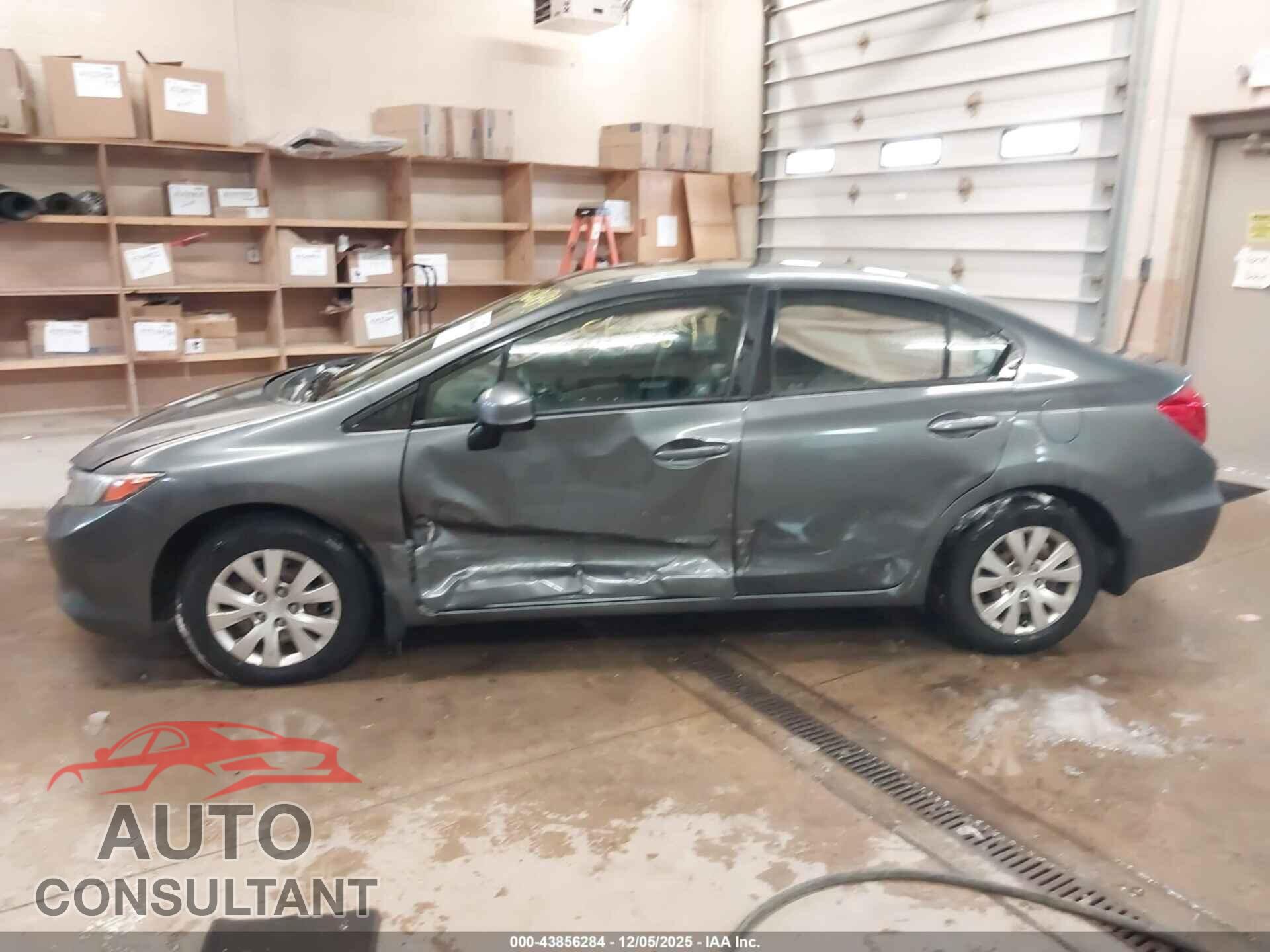 HONDA CIVIC 2012 - 19XFB2F58CE012282