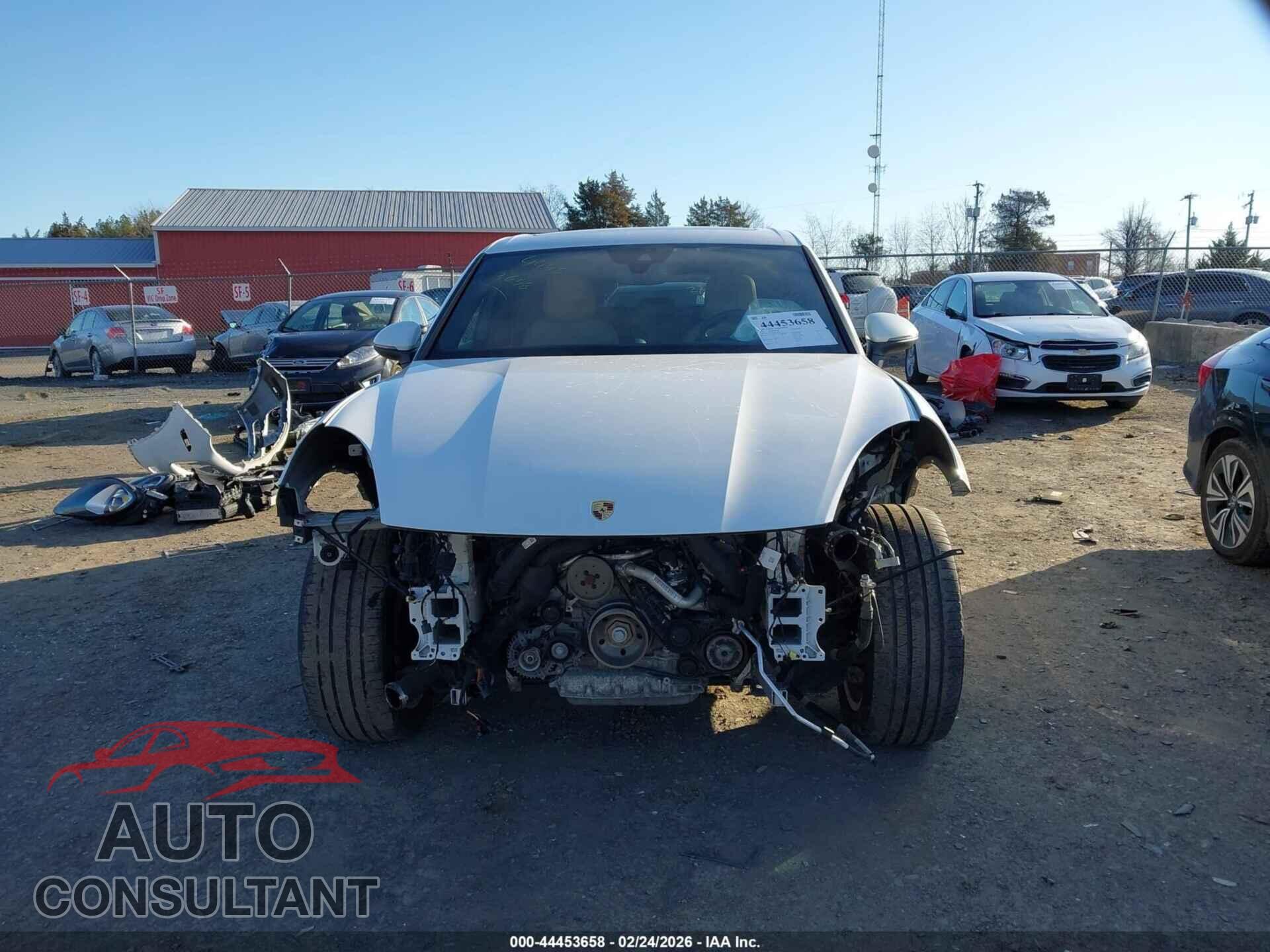 PORSCHE CAYENNE 2019 - WP1AA2AY4KDA01602