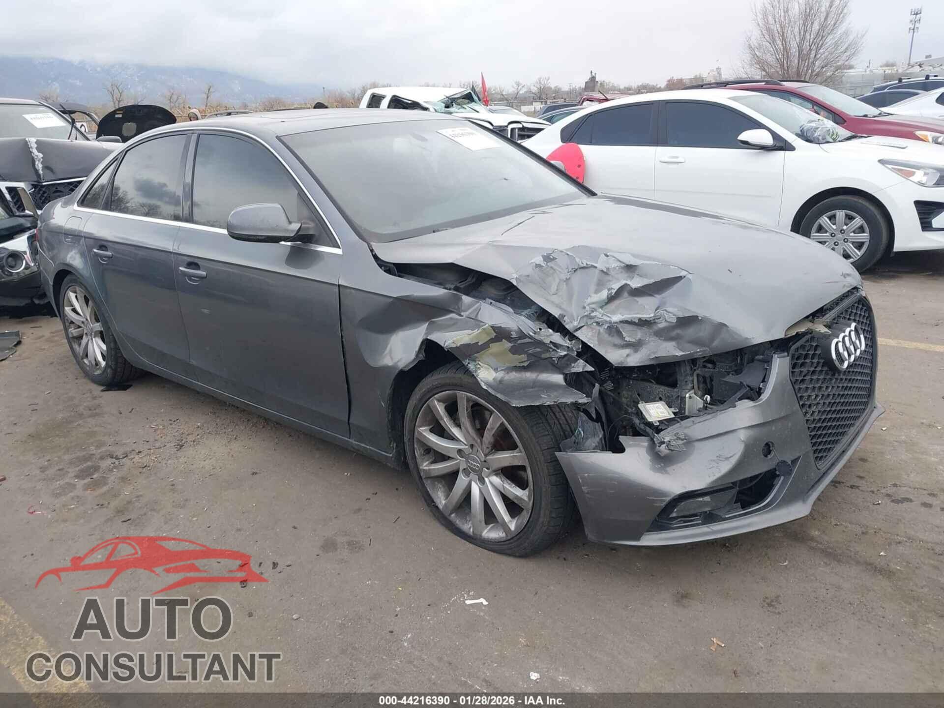 AUDI A4 2013 - WAUFFAFL8DN005193