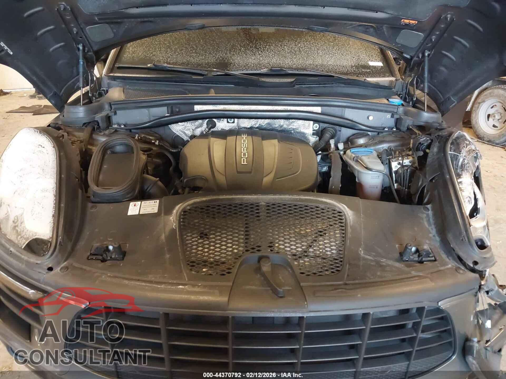 PORSCHE MACAN 2018 - WP1AA2A56JLB02473