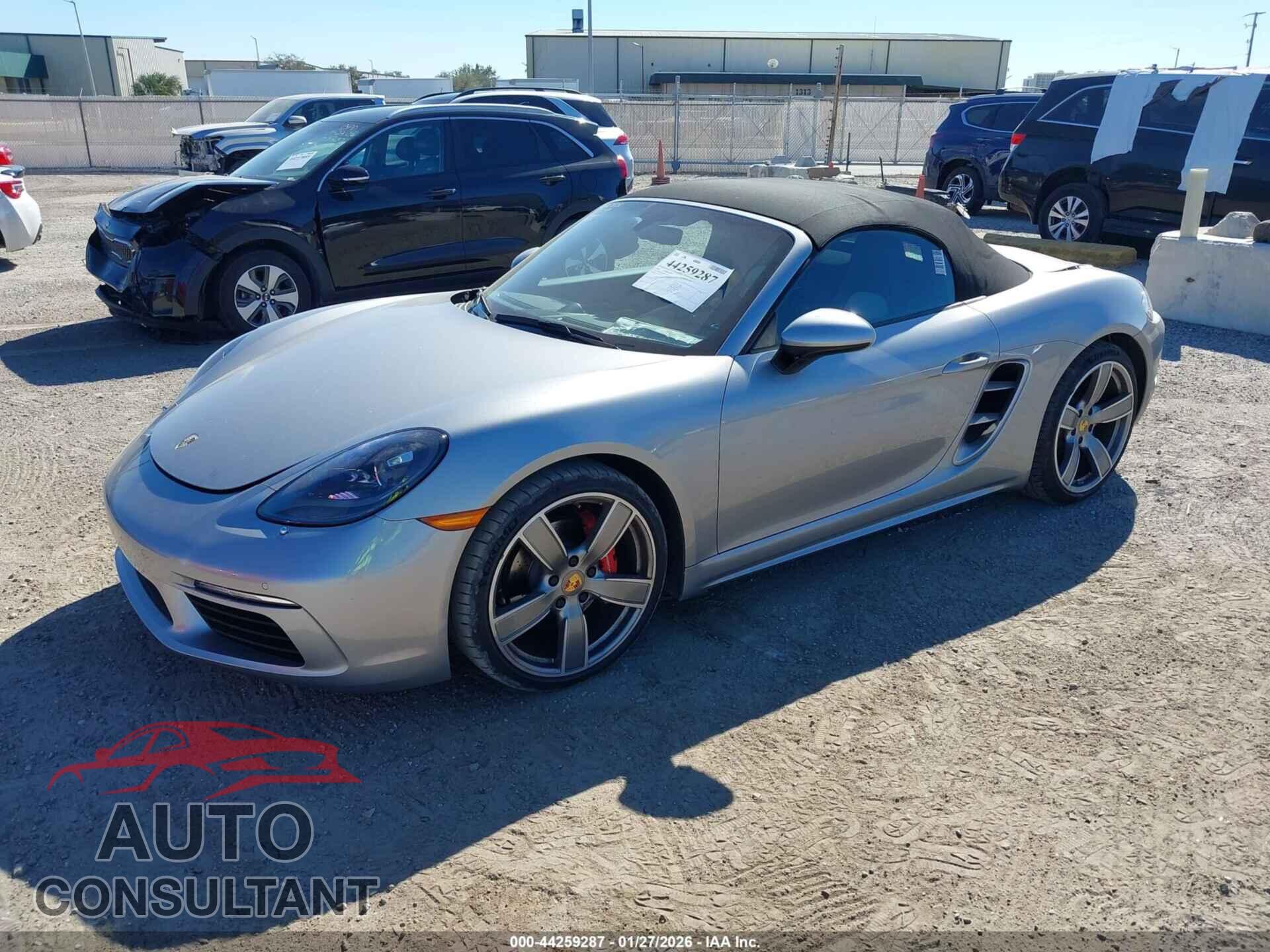 PORSCHE 718 BOXSTER 2018 - WP0CB2A85JS228301