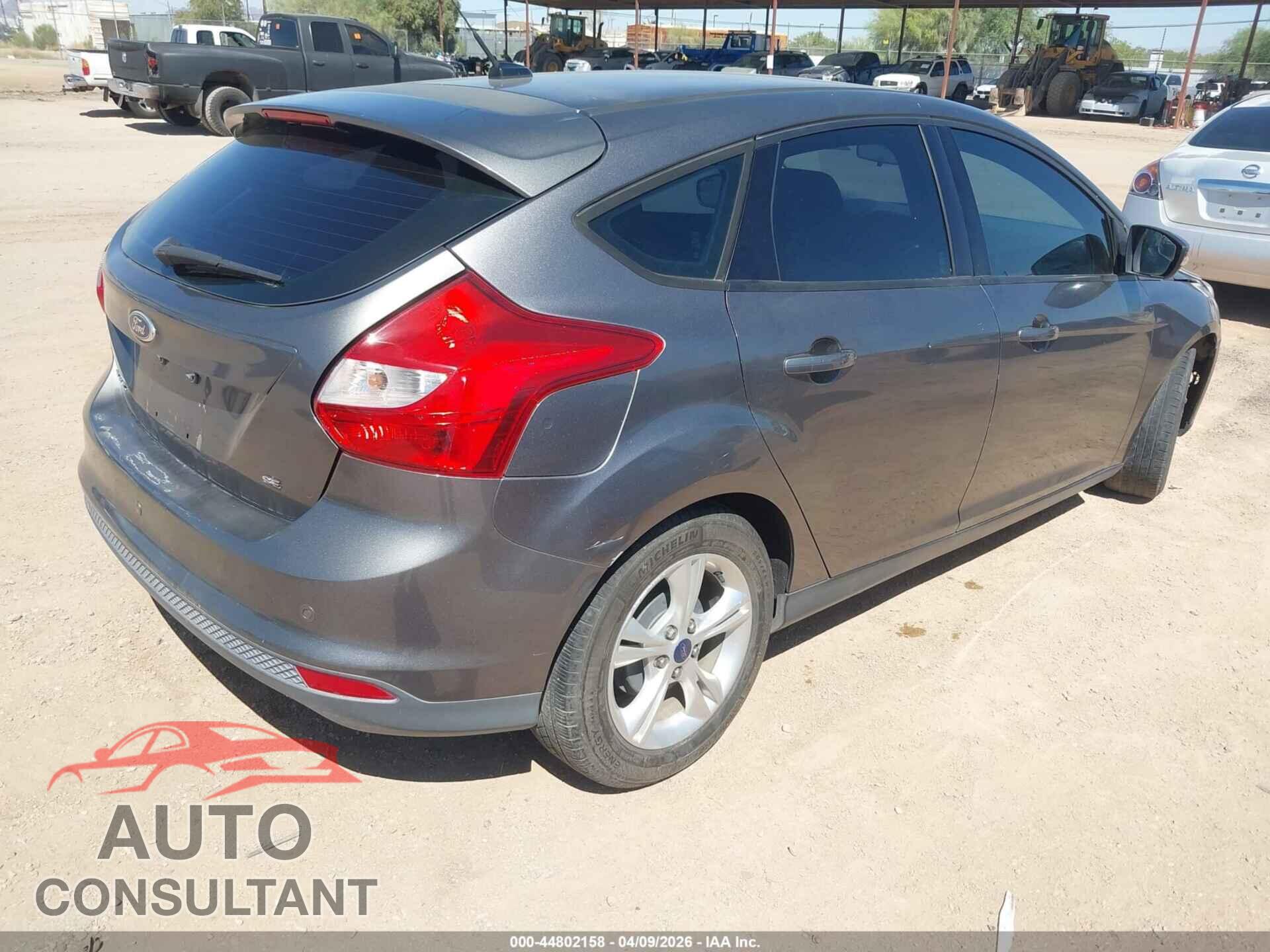 FORD FOCUS 2014 - 1FADP3K23EL247618