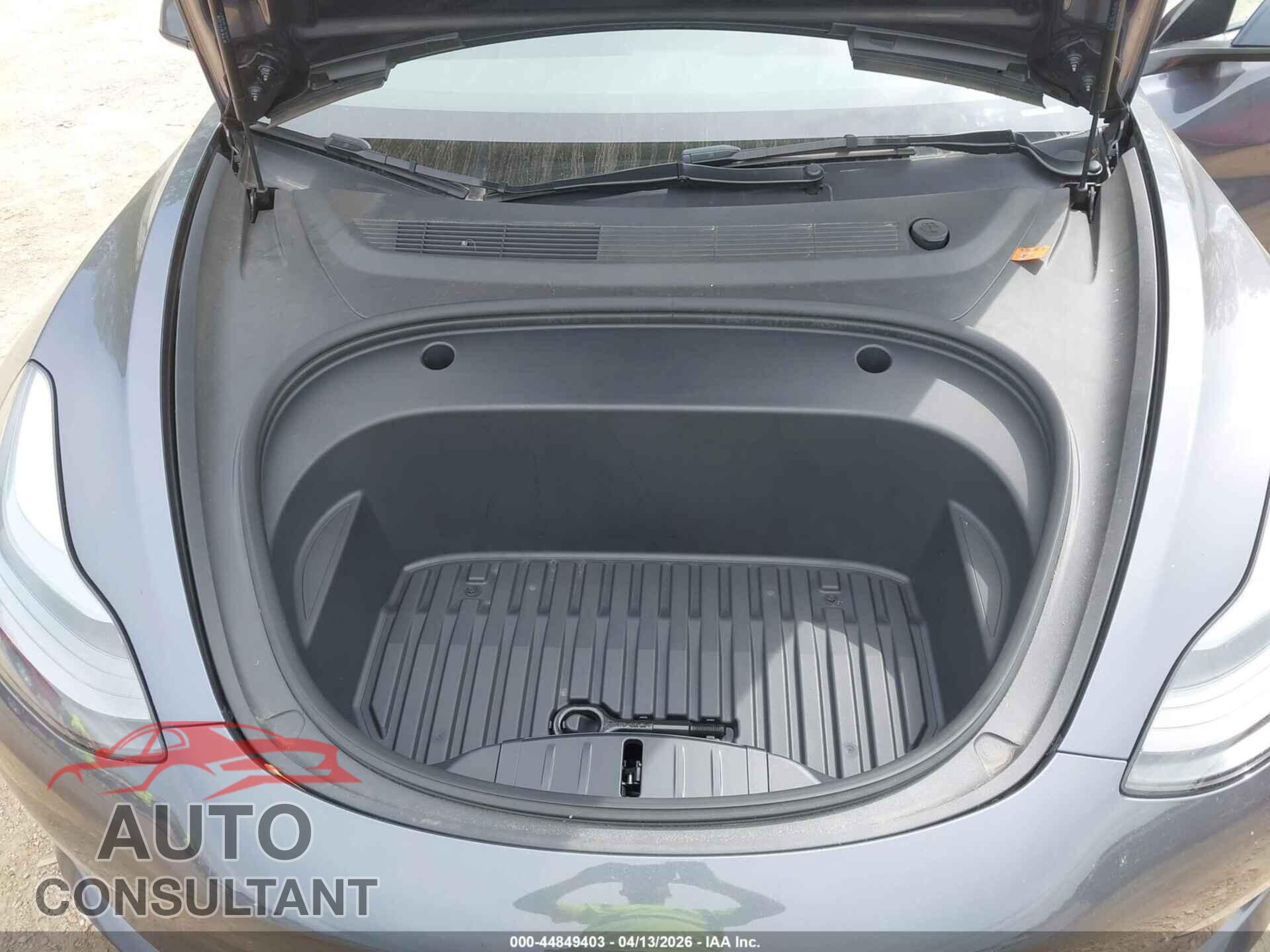 TESLA MODEL 3 2023 - 5YJ3E1EAXPF680619