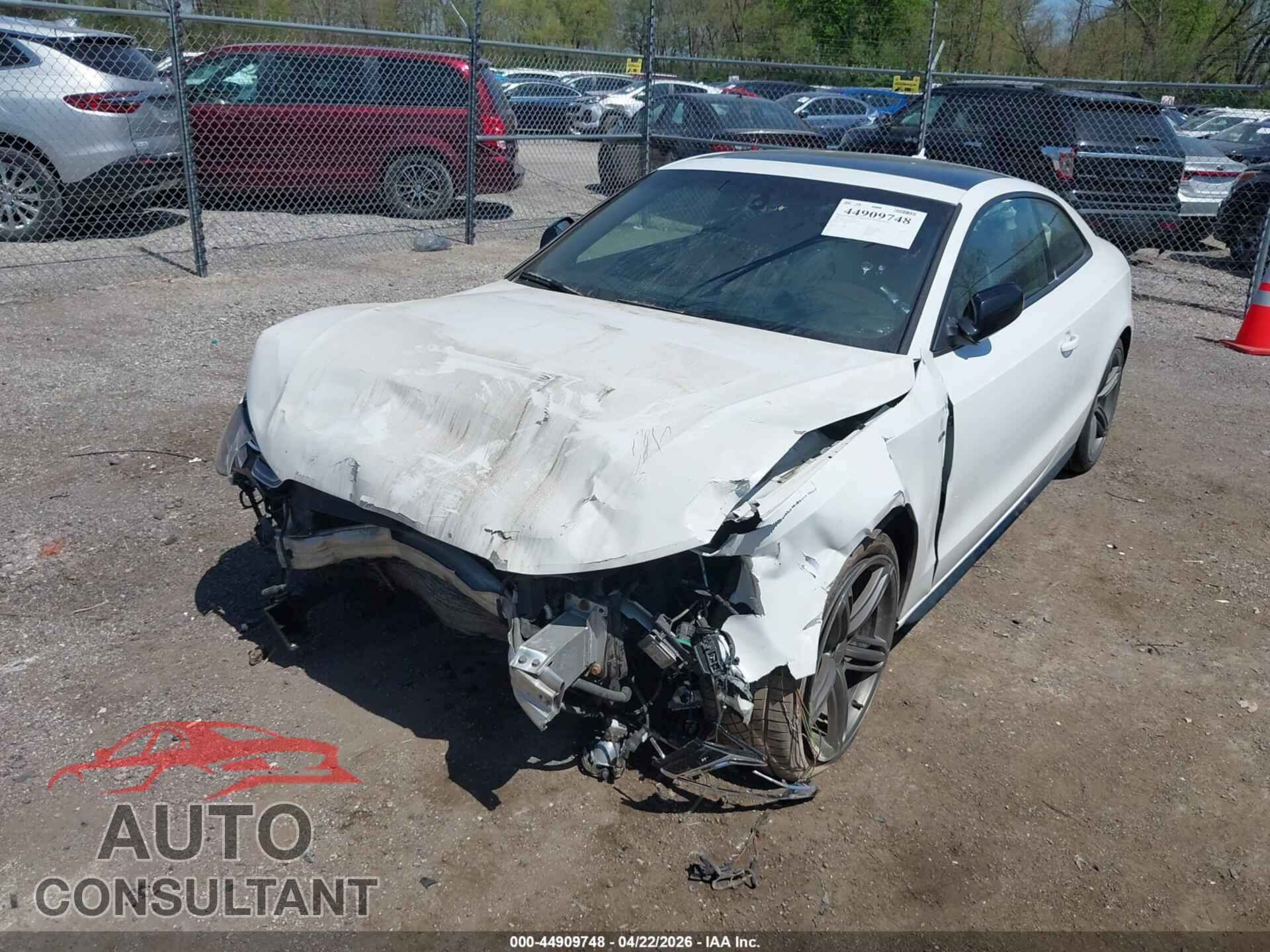 AUDI A5 2014 - WAUMFAFR5EA049530