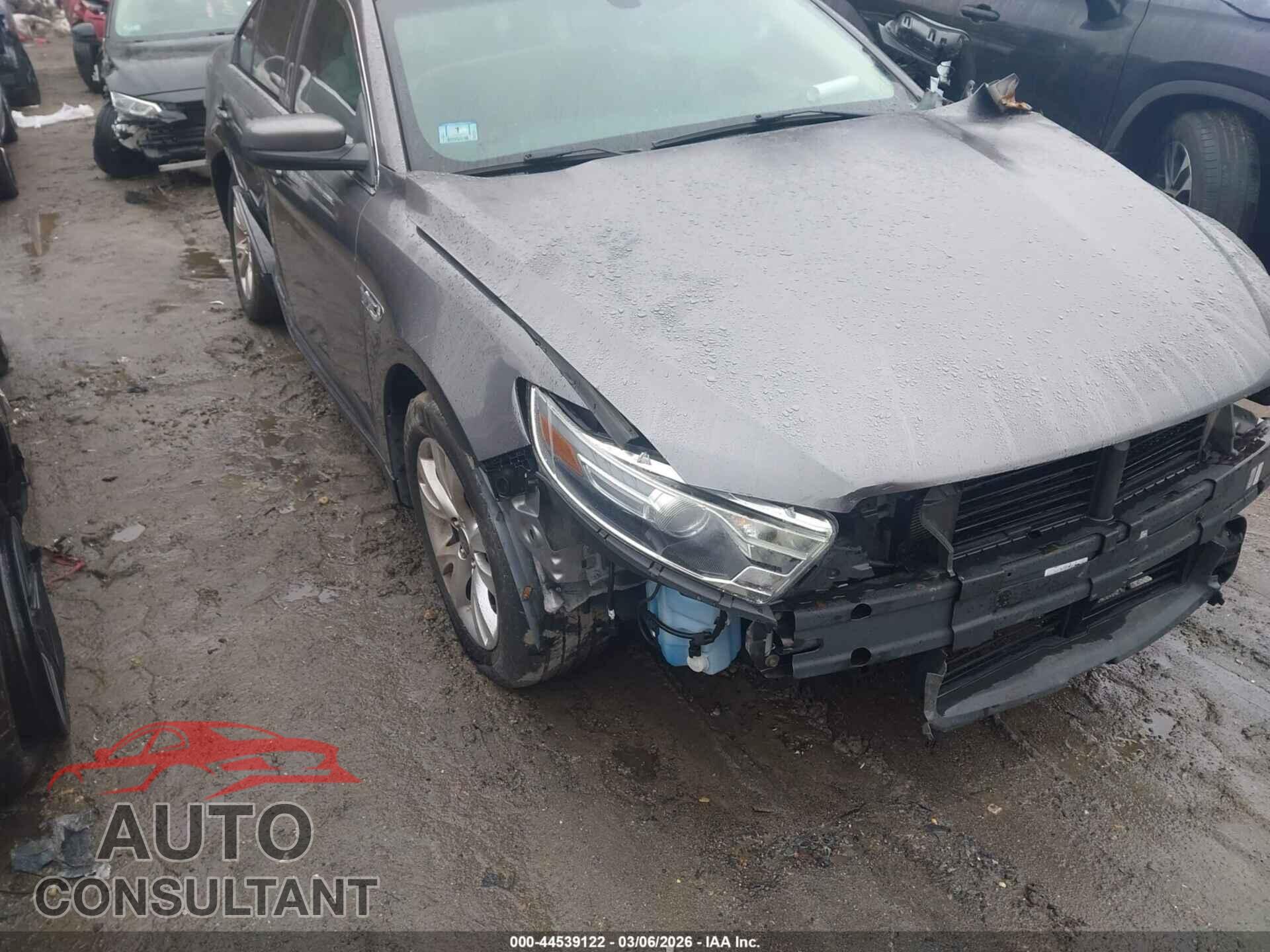 FORD TAURUS 2014 - 1FAHP2E86EG104456