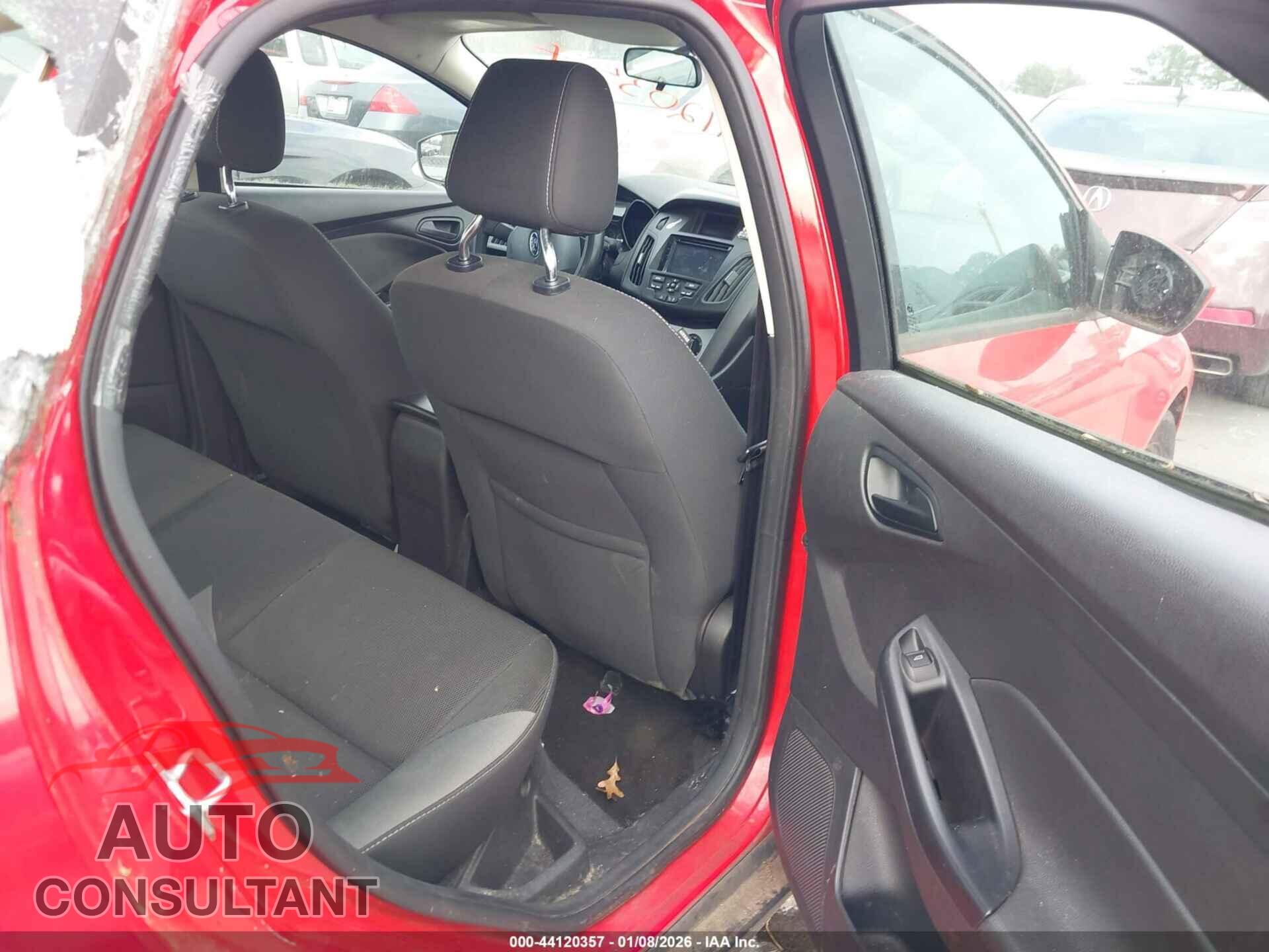 FORD FOCUS 2012 - 1FAHP3F23CL332029
