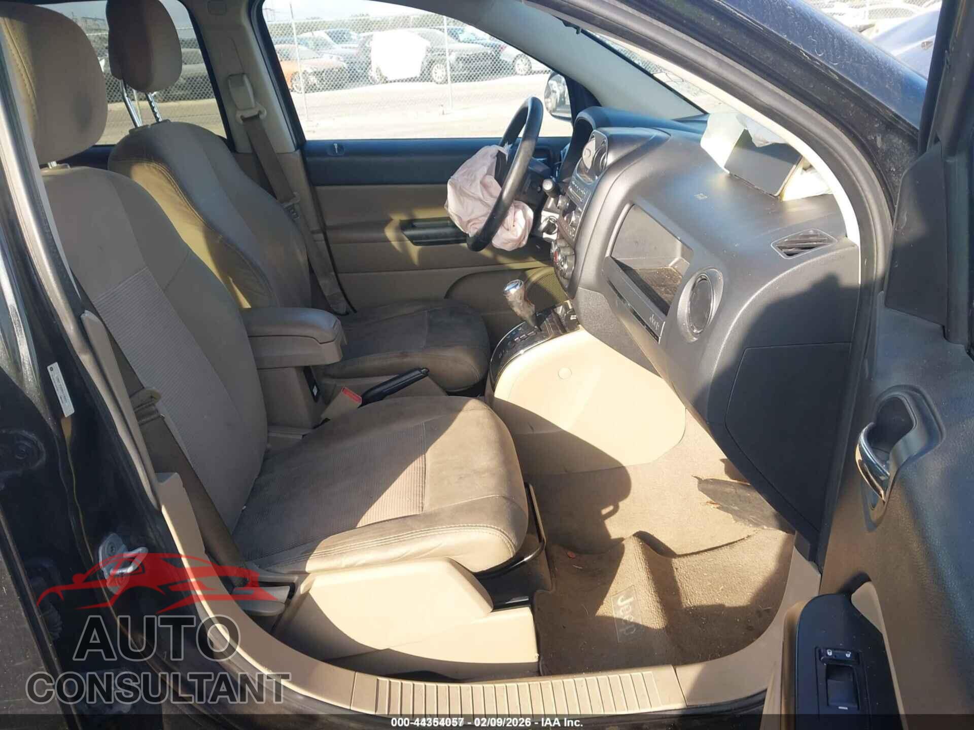 JEEP COMPASS 2011 - 1J4NT1FA0BD139022