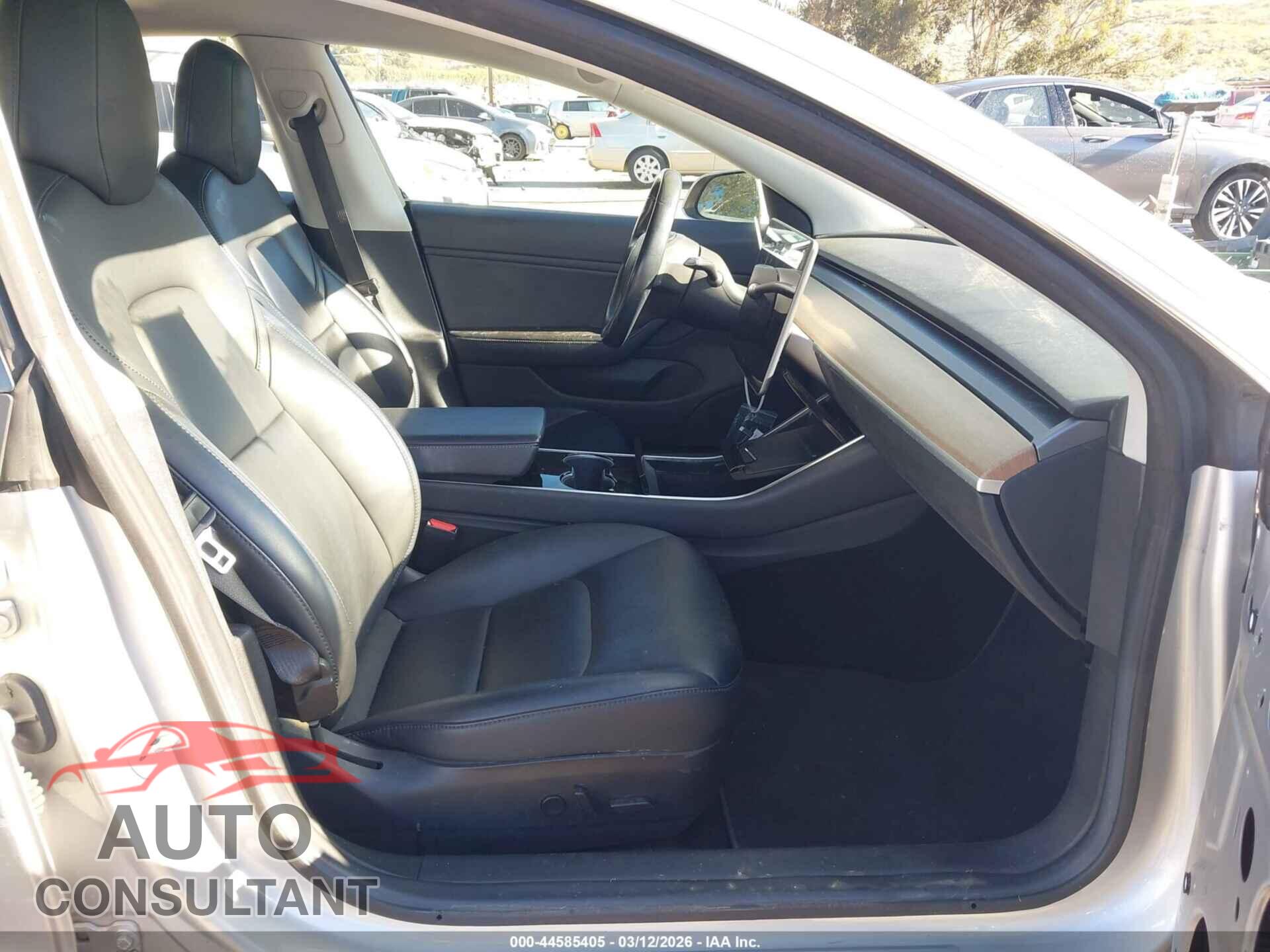 TESLA MODEL 3 2018 - 5YJ3E1EA2JF044123
