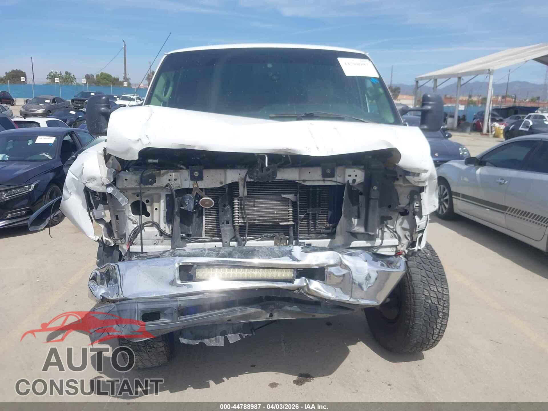 FORD E-350 SUPER DUTY 2012 - 1FBNE3BL1CDB12758