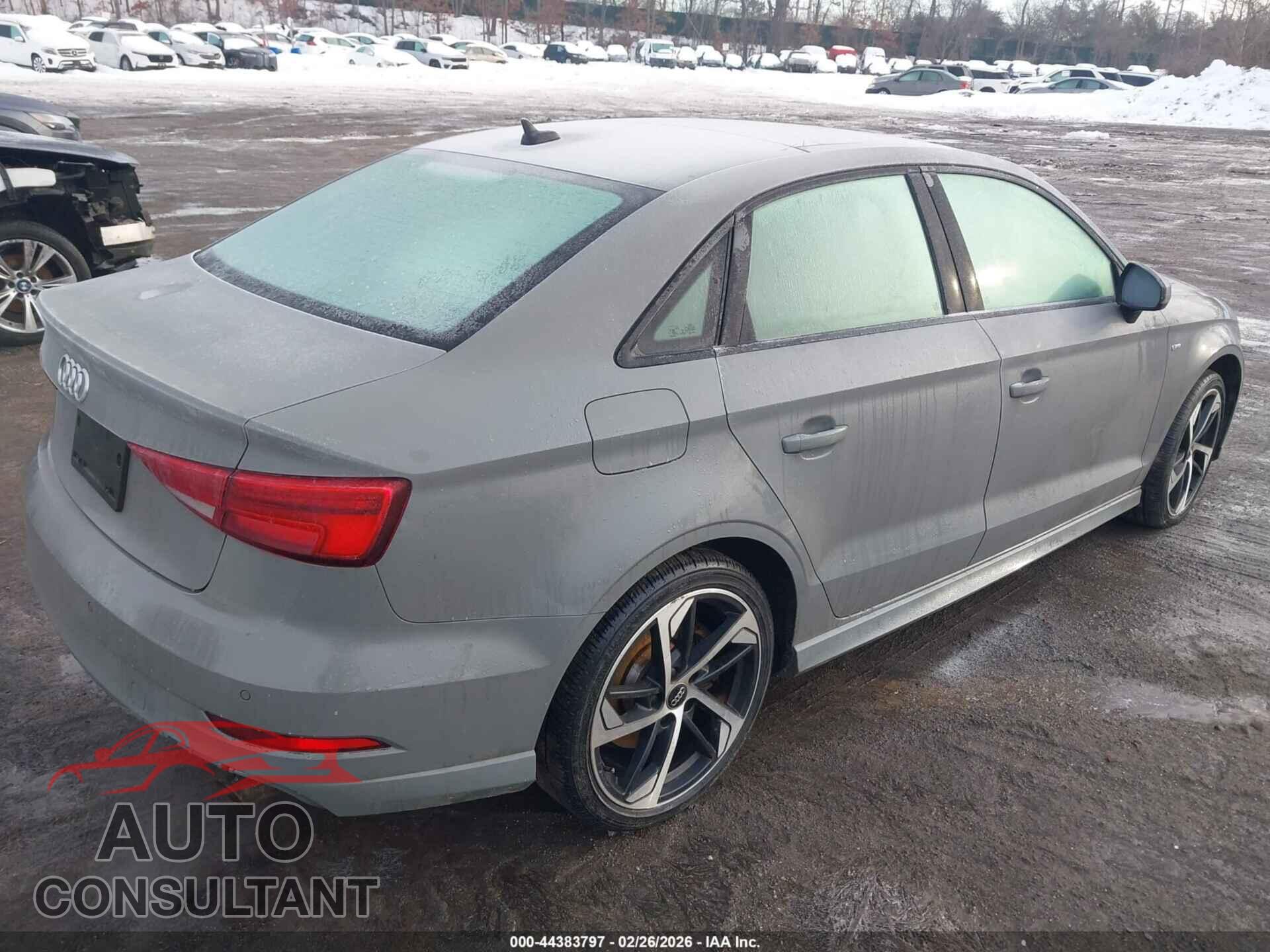 AUDI A3 2020 - WAUBEGFF2LA012113