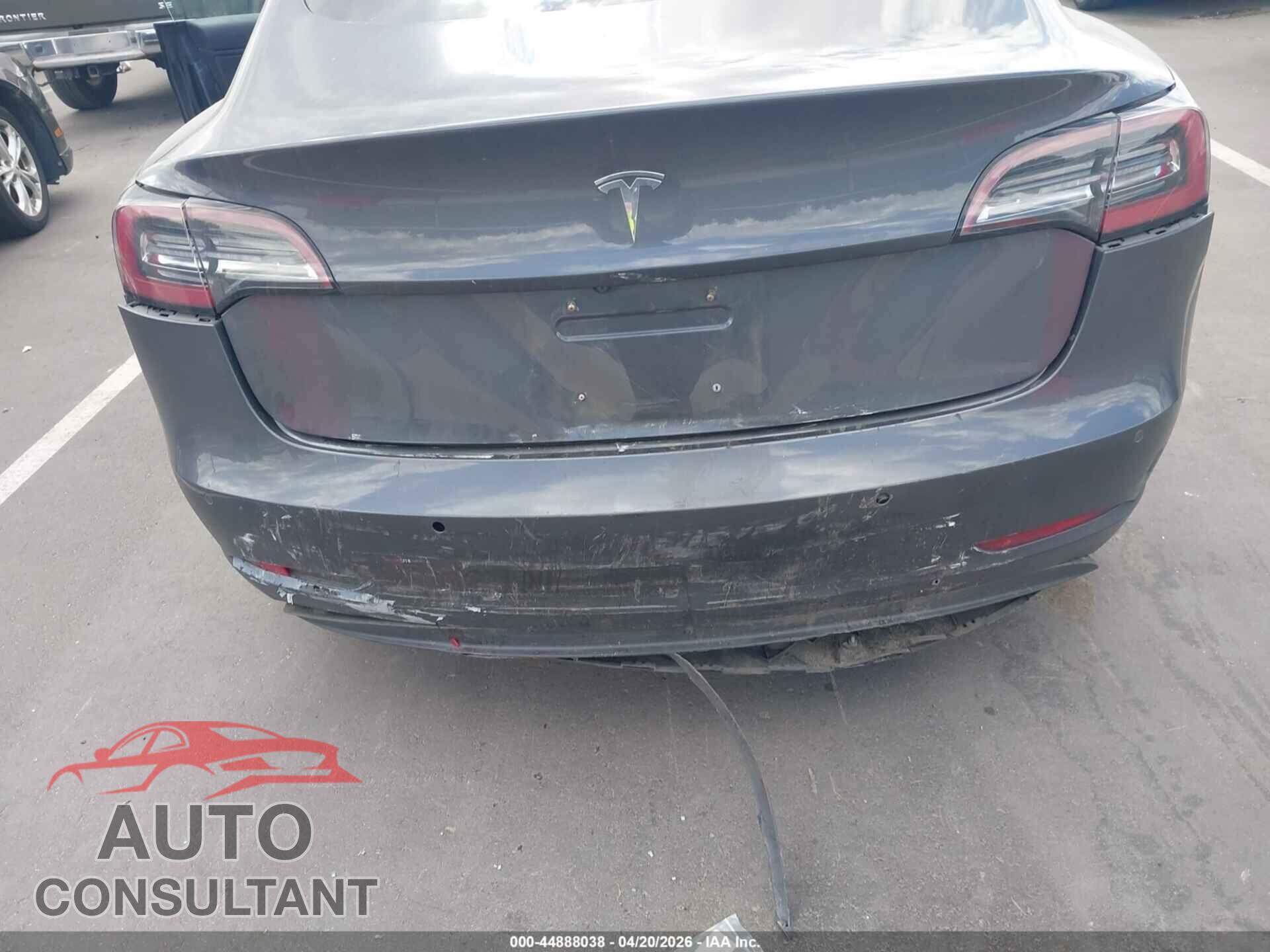 TESLA MODEL 3 2018 - 5YJ3E1EA4JF153473
