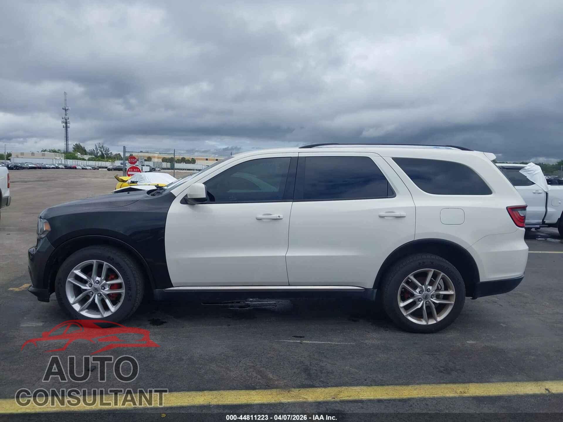 DODGE DURANGO 2011 - 1D4RD2GG6BC623718