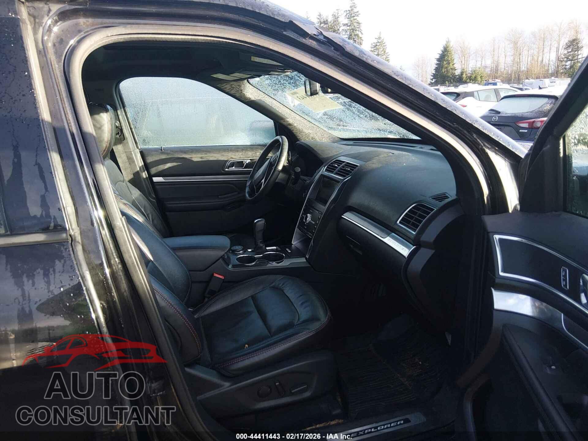 FORD EXPLORER 2019 - 1FM5K8GT5KGB40887