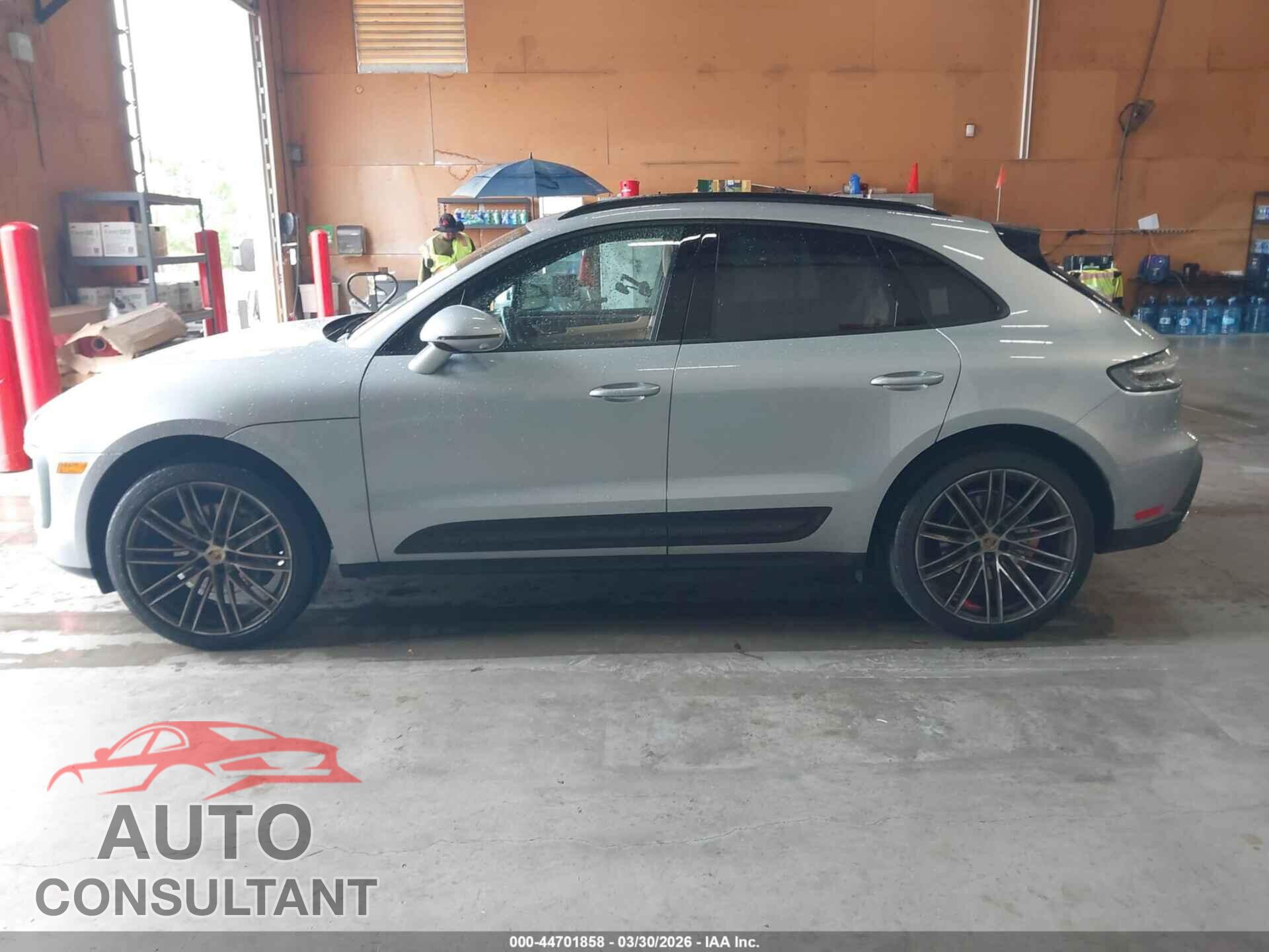 PORSCHE MACAN 2024 - WP1AA2A59RLB04214