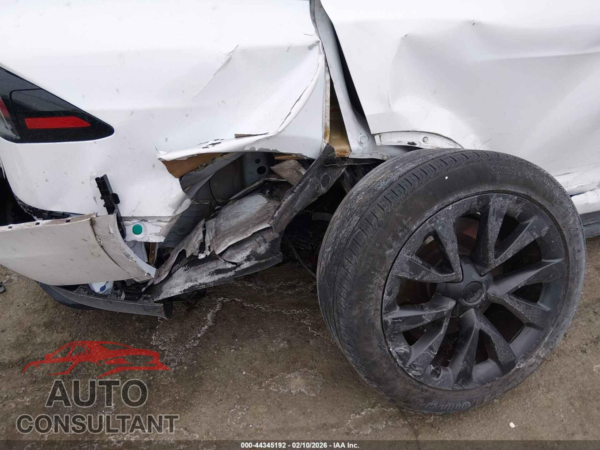 TESLA MODEL X 2022 - 7SAXCAE51NF356436