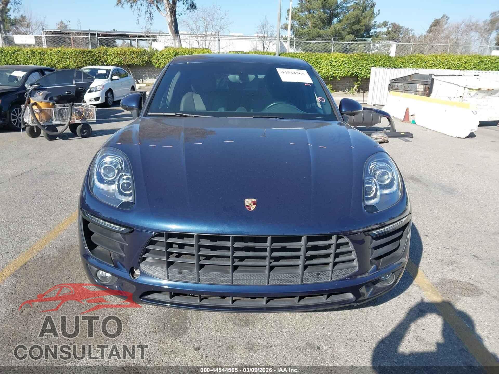 PORSCHE MACAN 2015 - WP1AB2A58FLB61710
