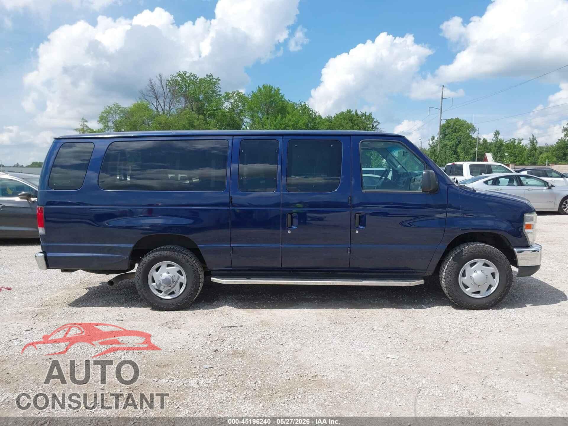 FORD E-350 SUPER DUTY 2012 - 1FBSS3BL7CDA70219