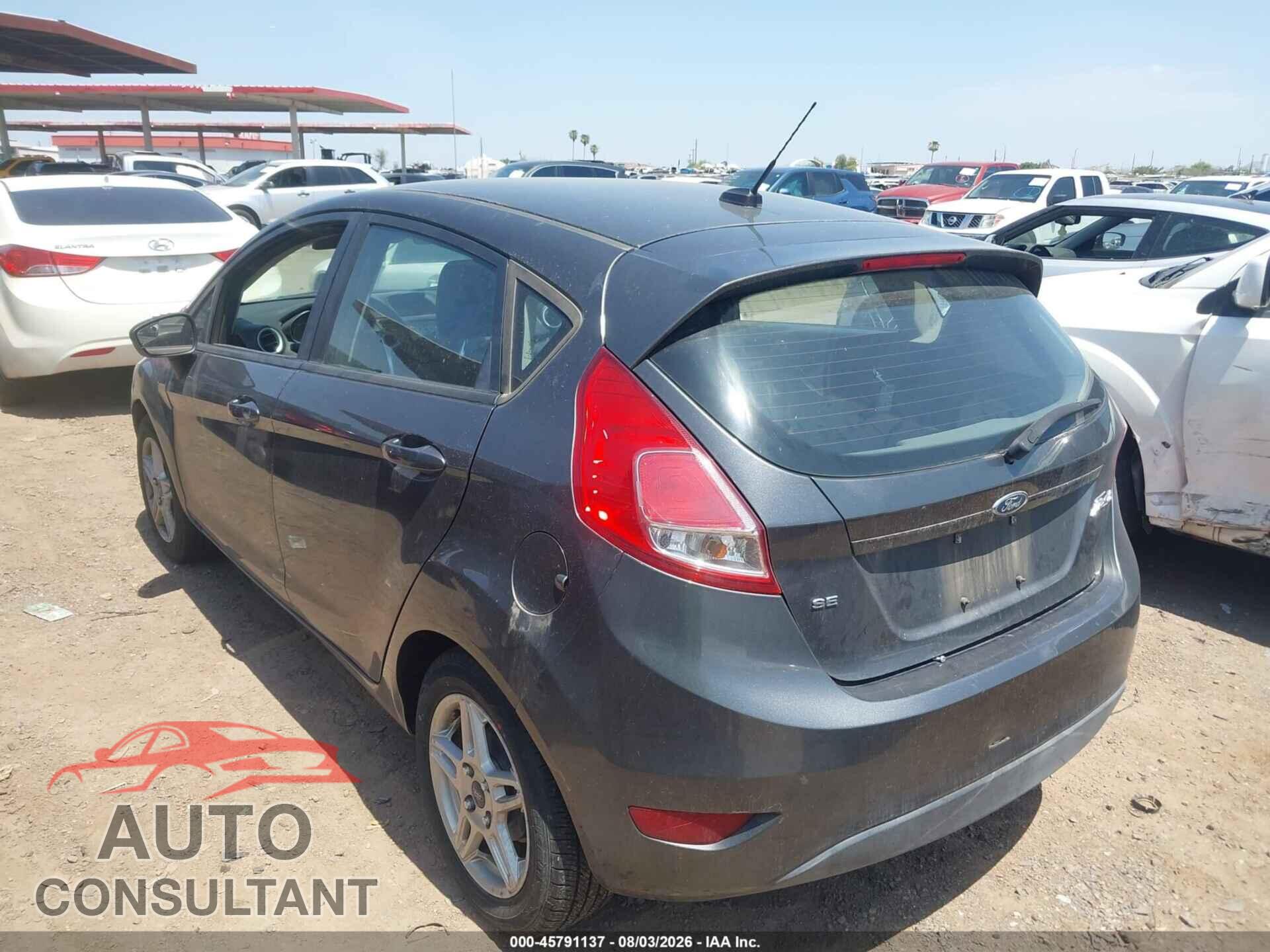 FORD FIESTA 2017 - 3FADP4EJ4HM112904
