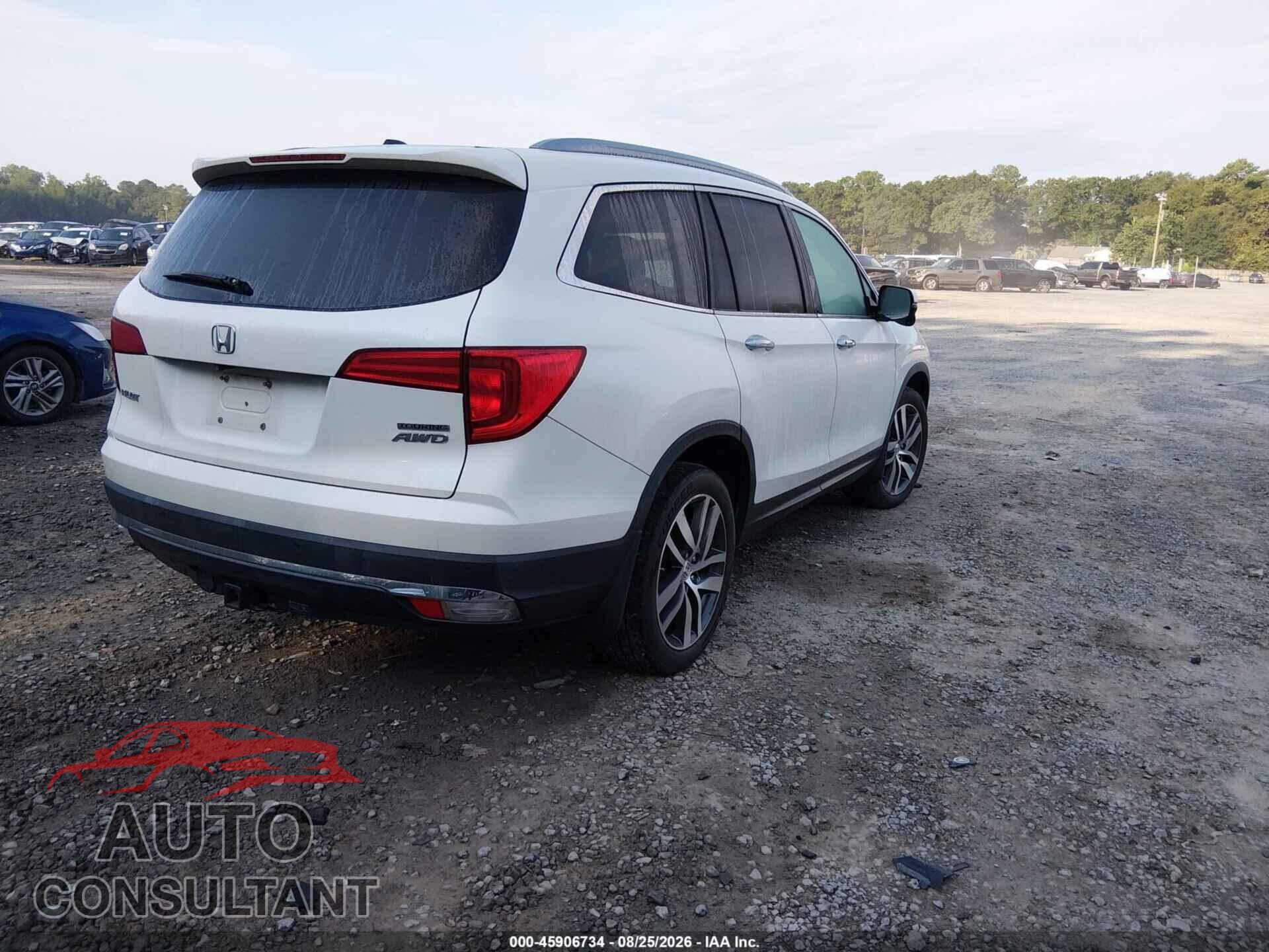 HONDA PILOT 2017 - 5FNYF6H96HB098357