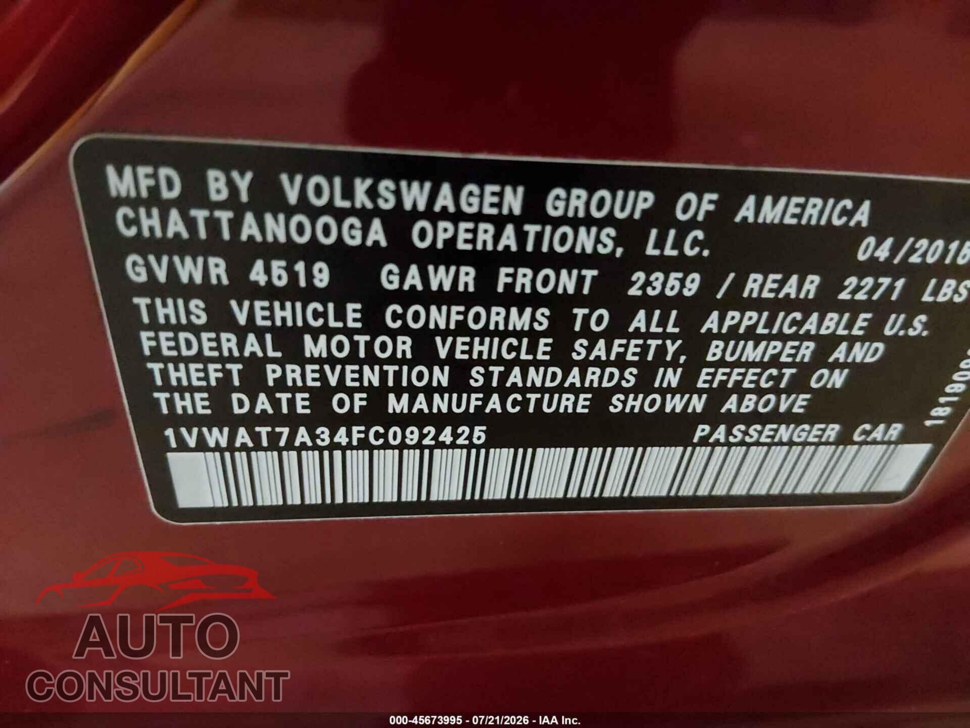 VOLKSWAGEN PASSAT 2015 - 1VWAT7A34FC092425