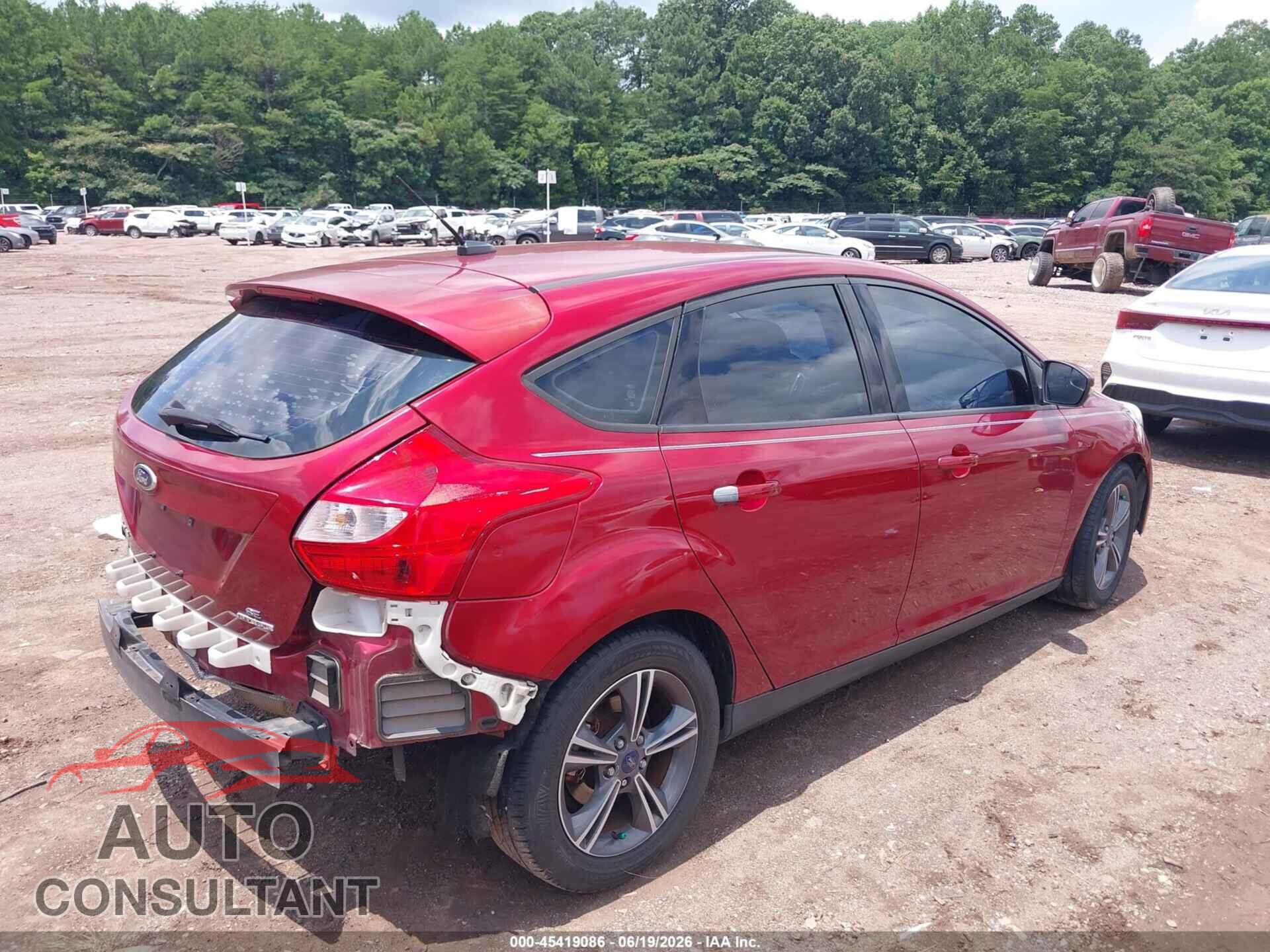 FORD FOCUS 2014 - 1FADP3K23EL425317