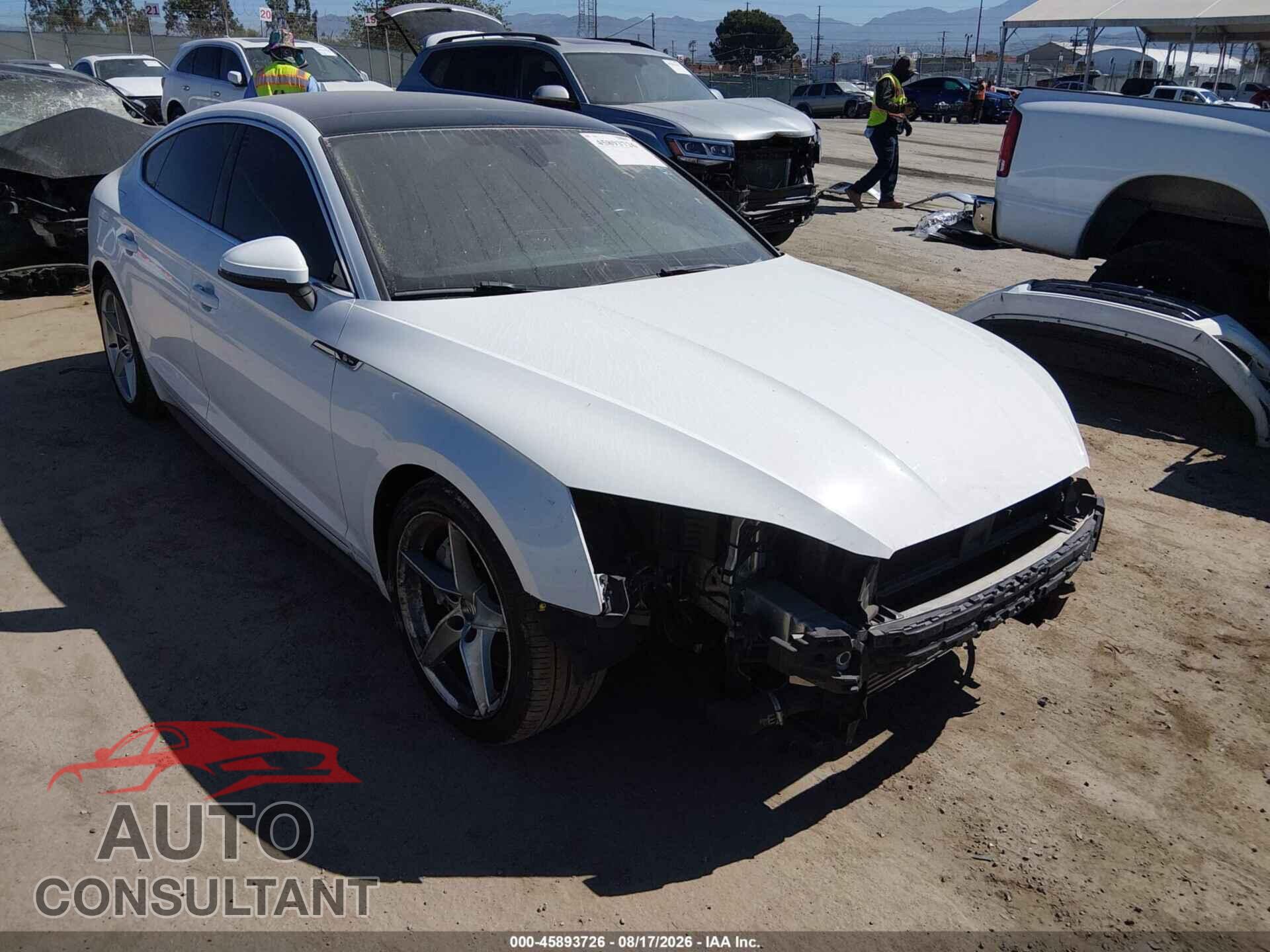 AUDI A5 2019 - WAUDNCF56KA074881