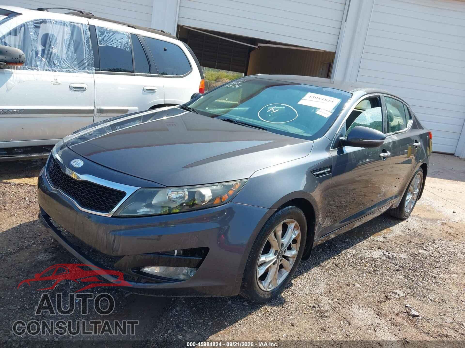 KIA OPTIMA 2011 - KNAGN4A74B5070557
