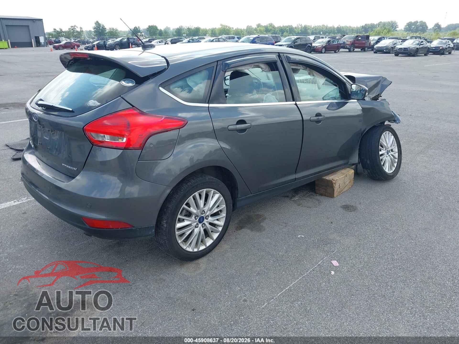 FORD FOCUS 2017 - 1FADP3N20HL334036