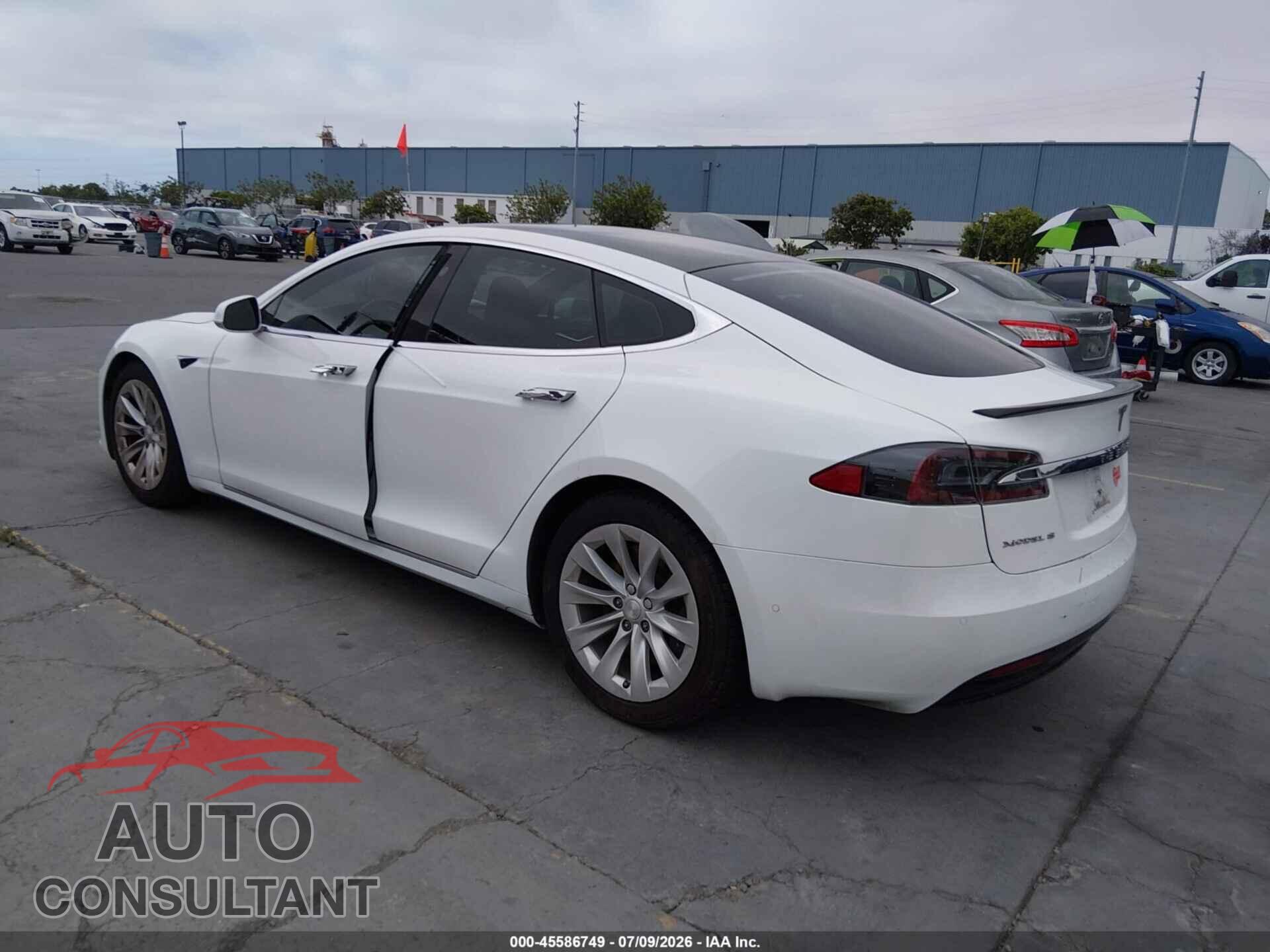 TESLA MODEL S 2017 - 5YJSA1E1XHF233815