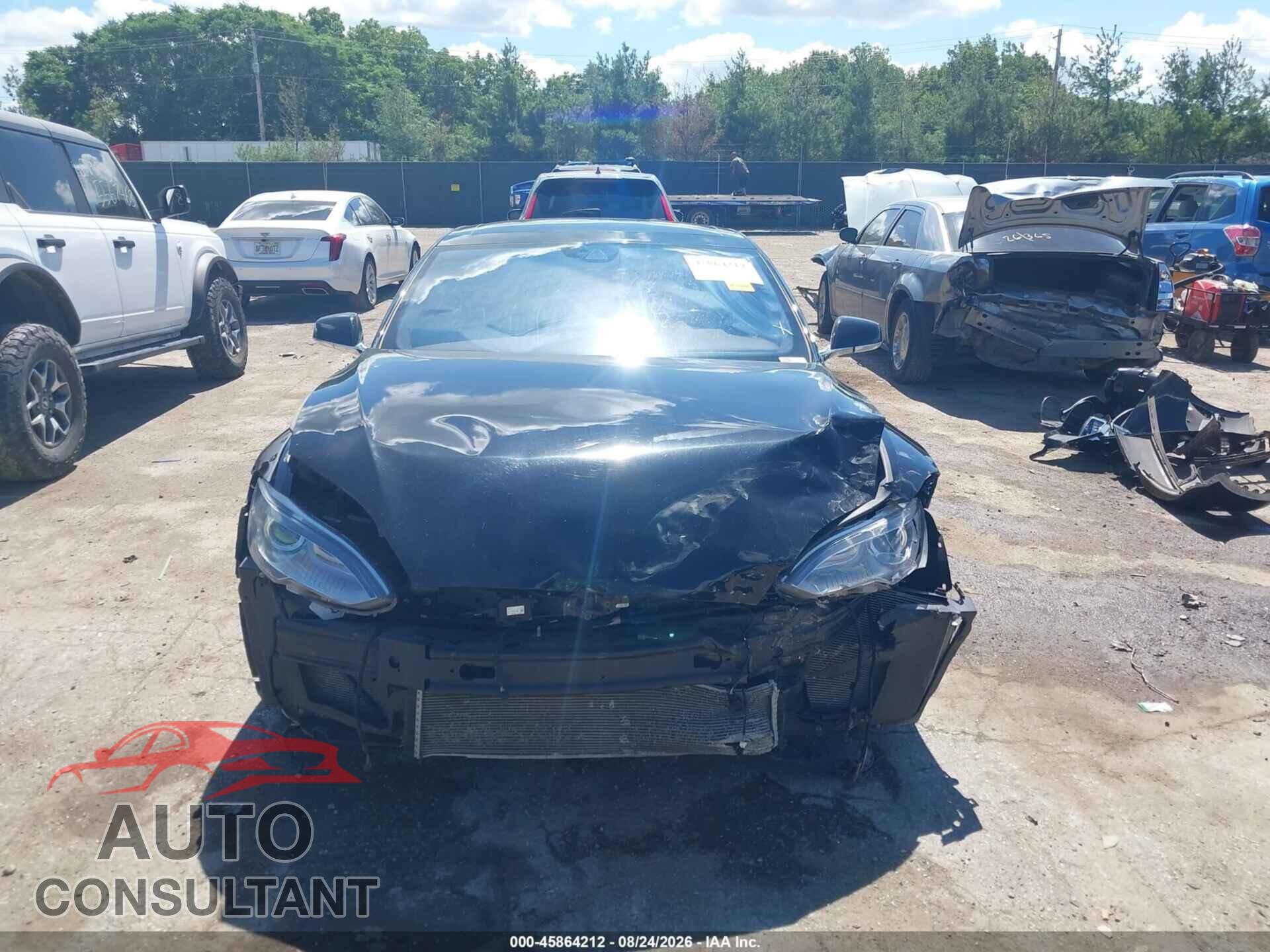 TESLA MODEL S 2016 - 5YJSA1E40GF132369