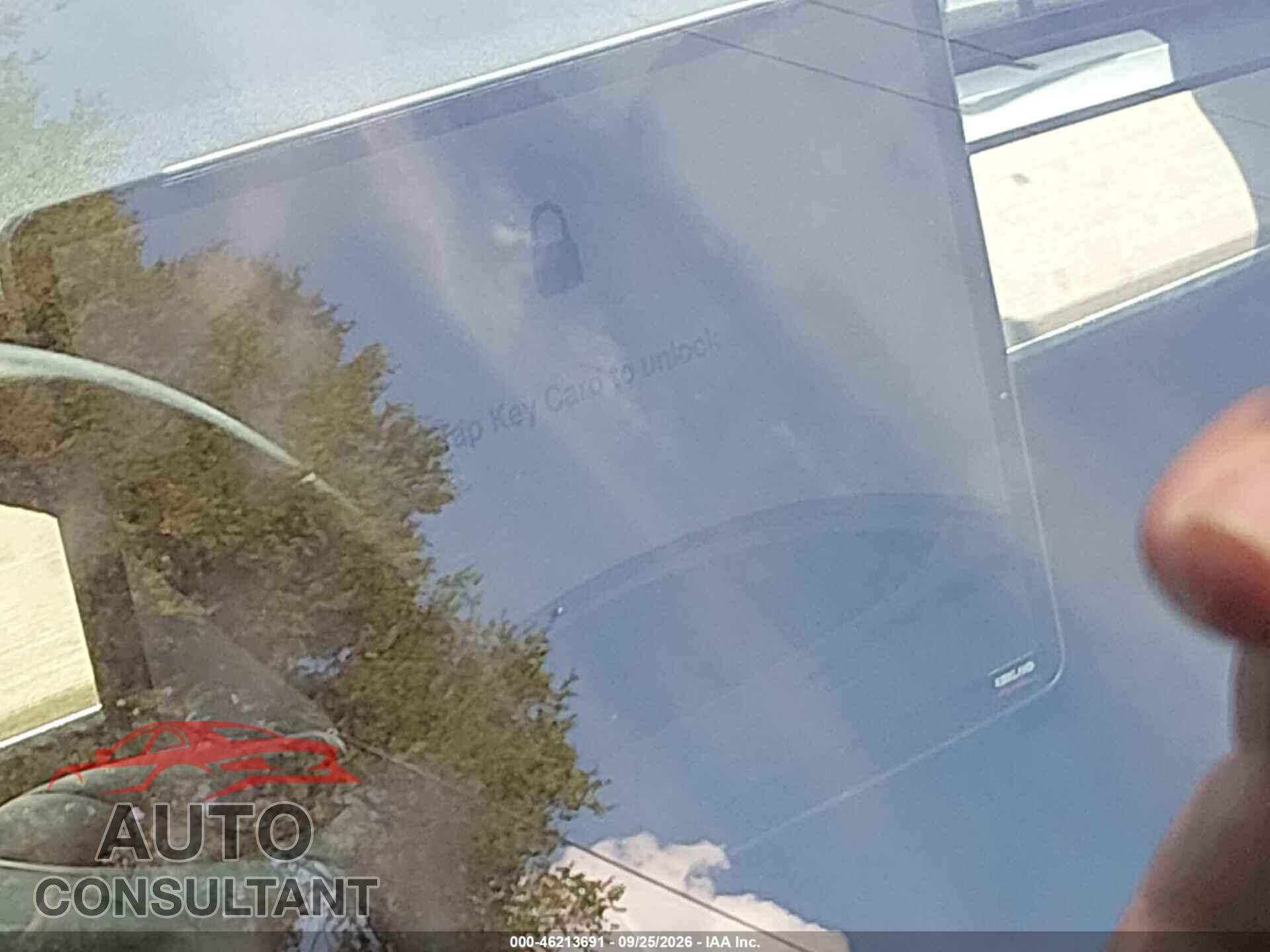 TESLA MODELO 3 2018 - 5YJ3E1EA8JF040061
